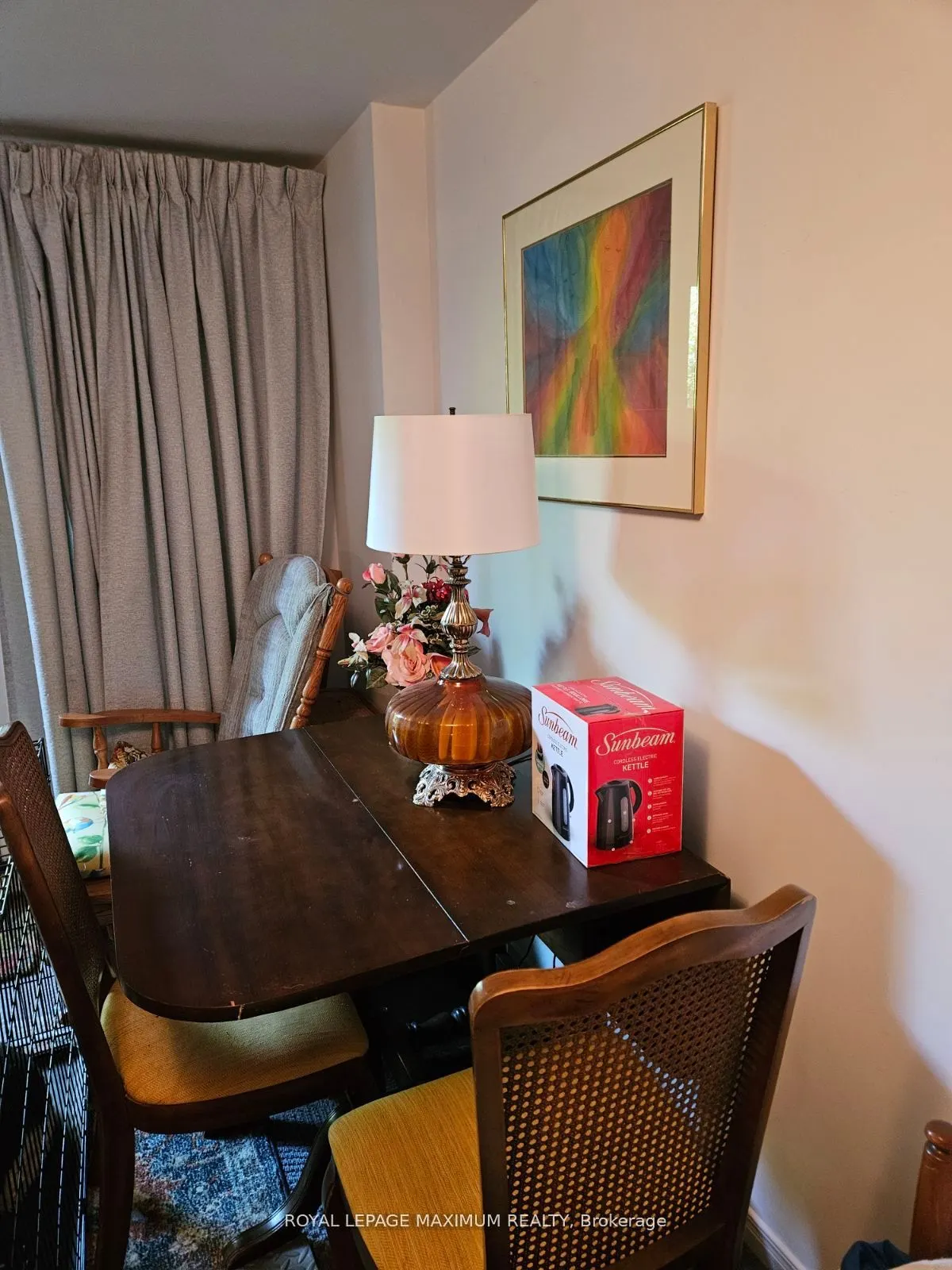 4 Murphy Lane, #ROOM FOR RENT
