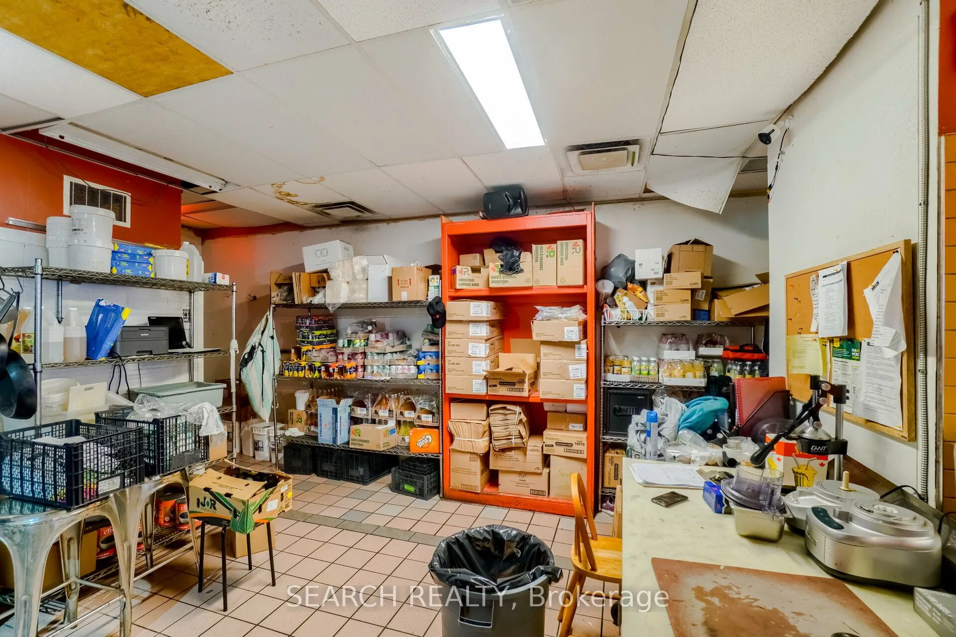 1614 Queen Street E
