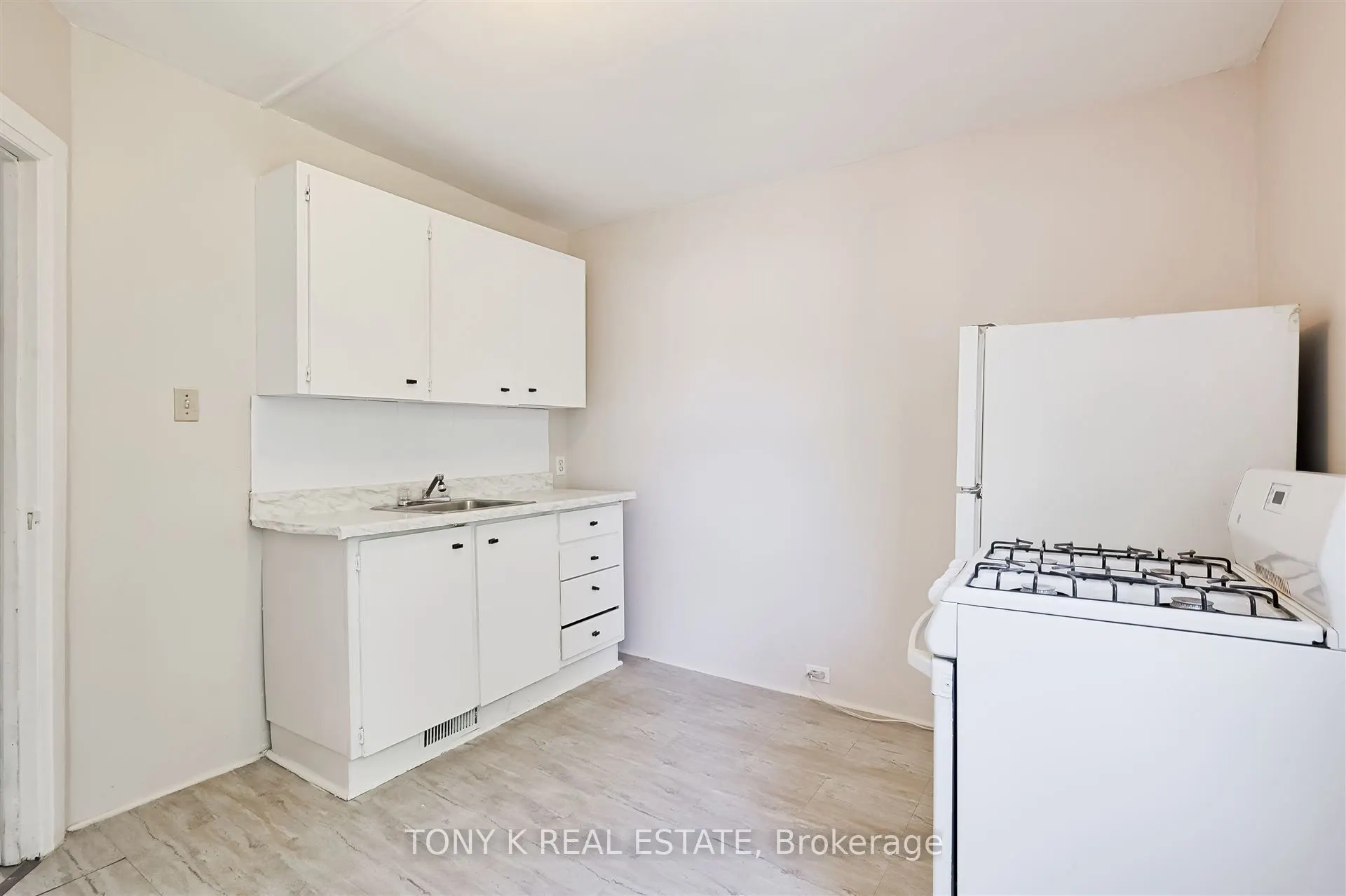 1058 Woodbine Avenue
