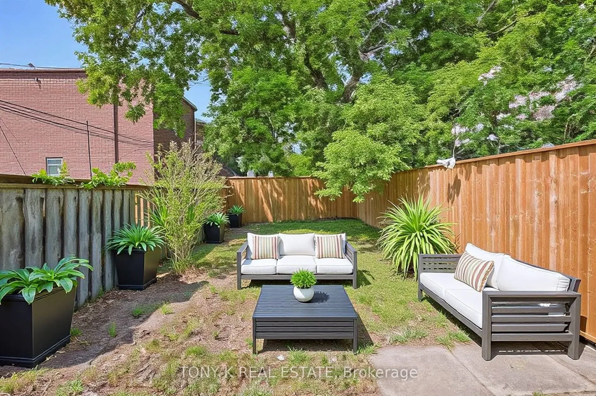 1058 Woodbine Avenue
