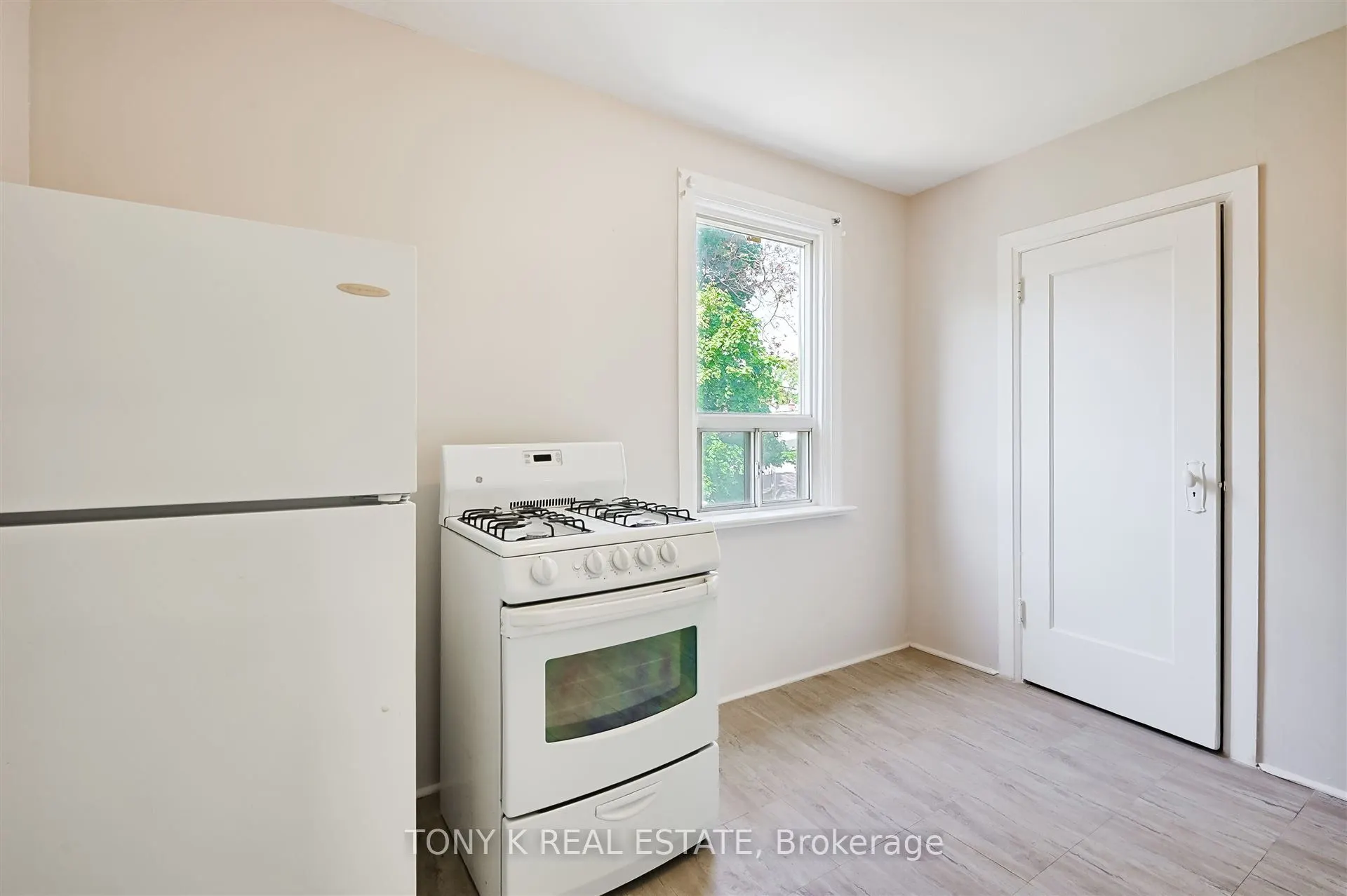 1058 Woodbine Avenue