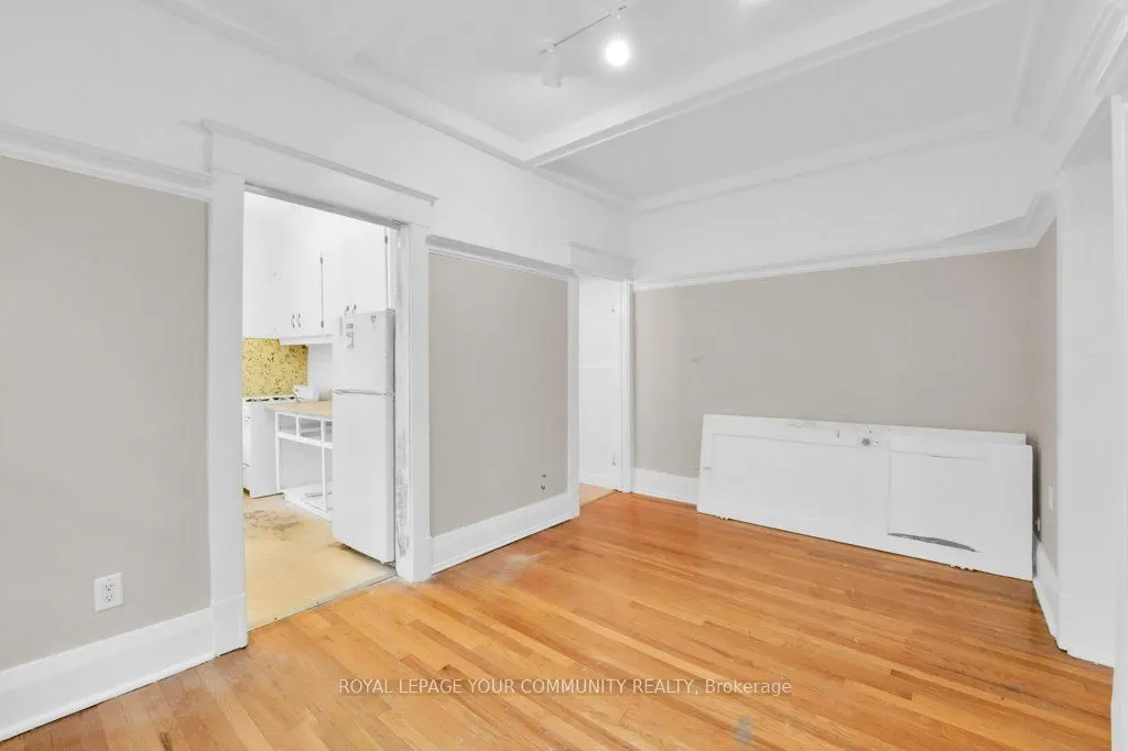 23 Fernwood Park Avenue