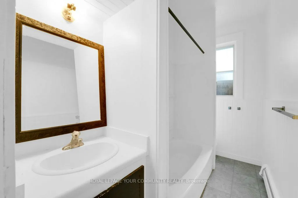 23 Fernwood Park Avenue