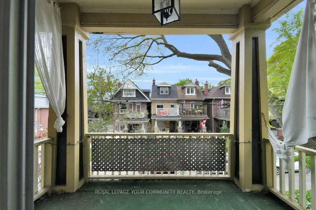23 Fernwood Park Avenue