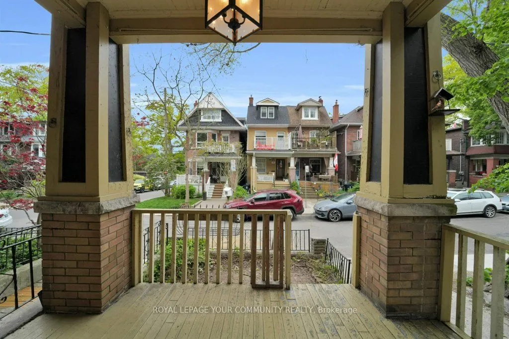 23 Fernwood Park Avenue