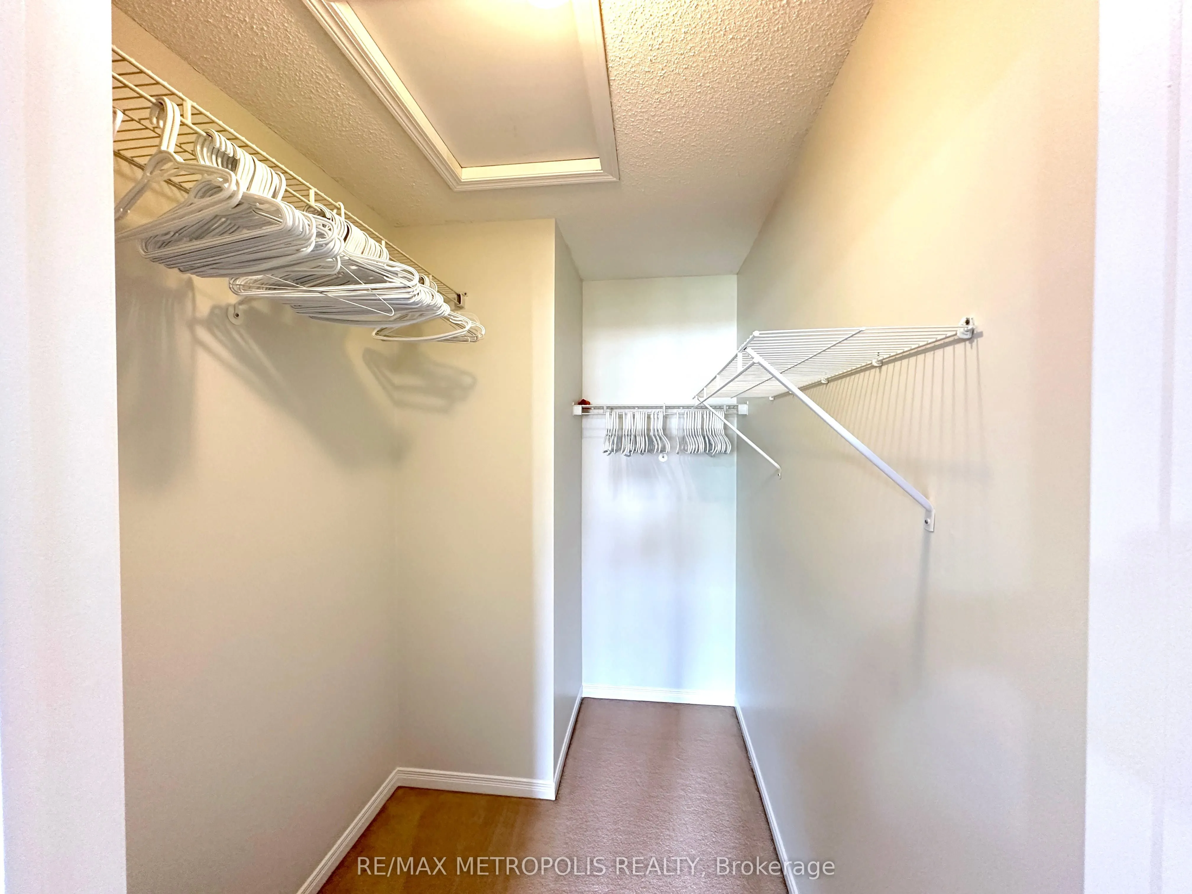 1087 Ormond Drive, #48