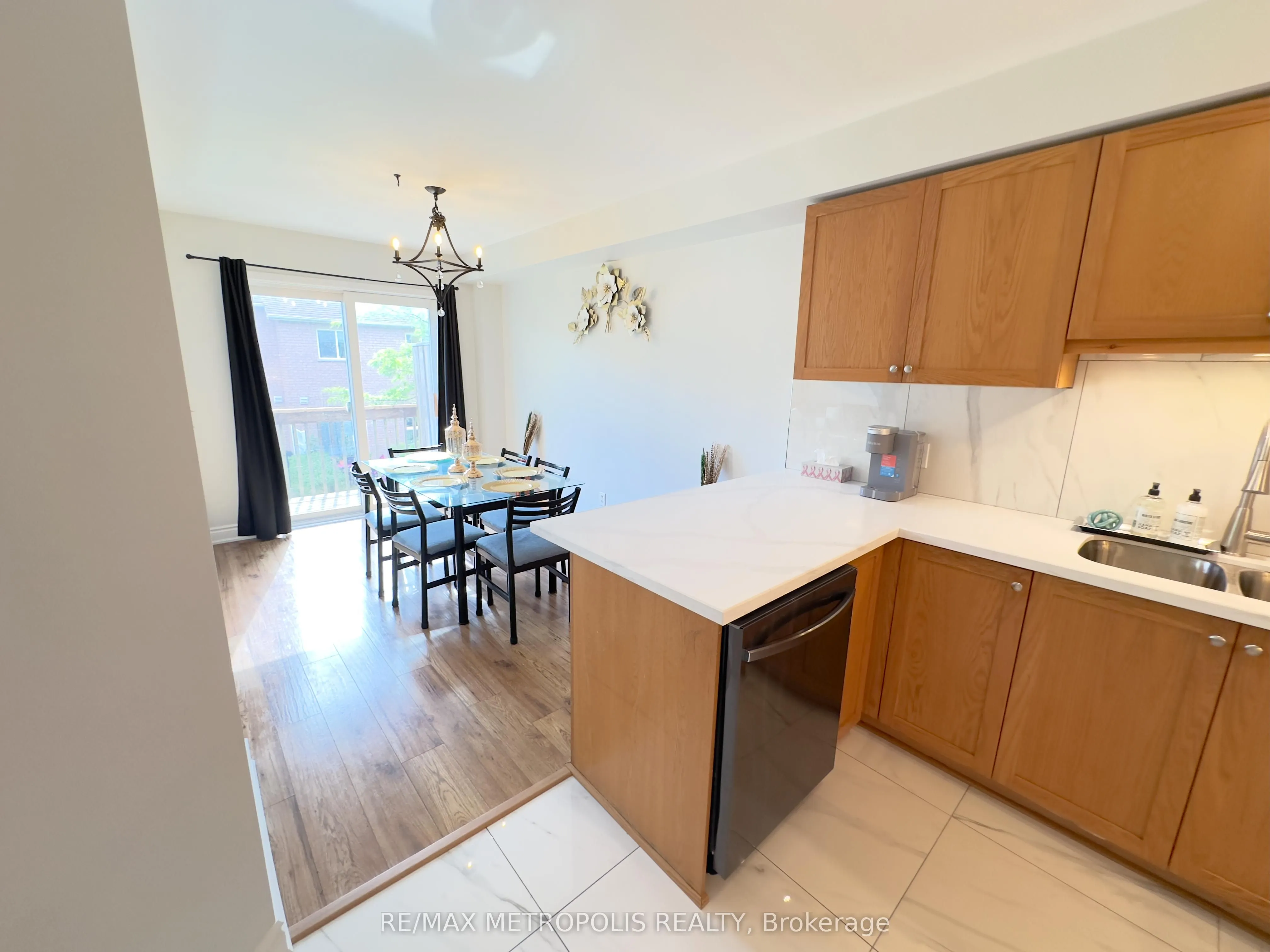 1087 Ormond Drive, #48