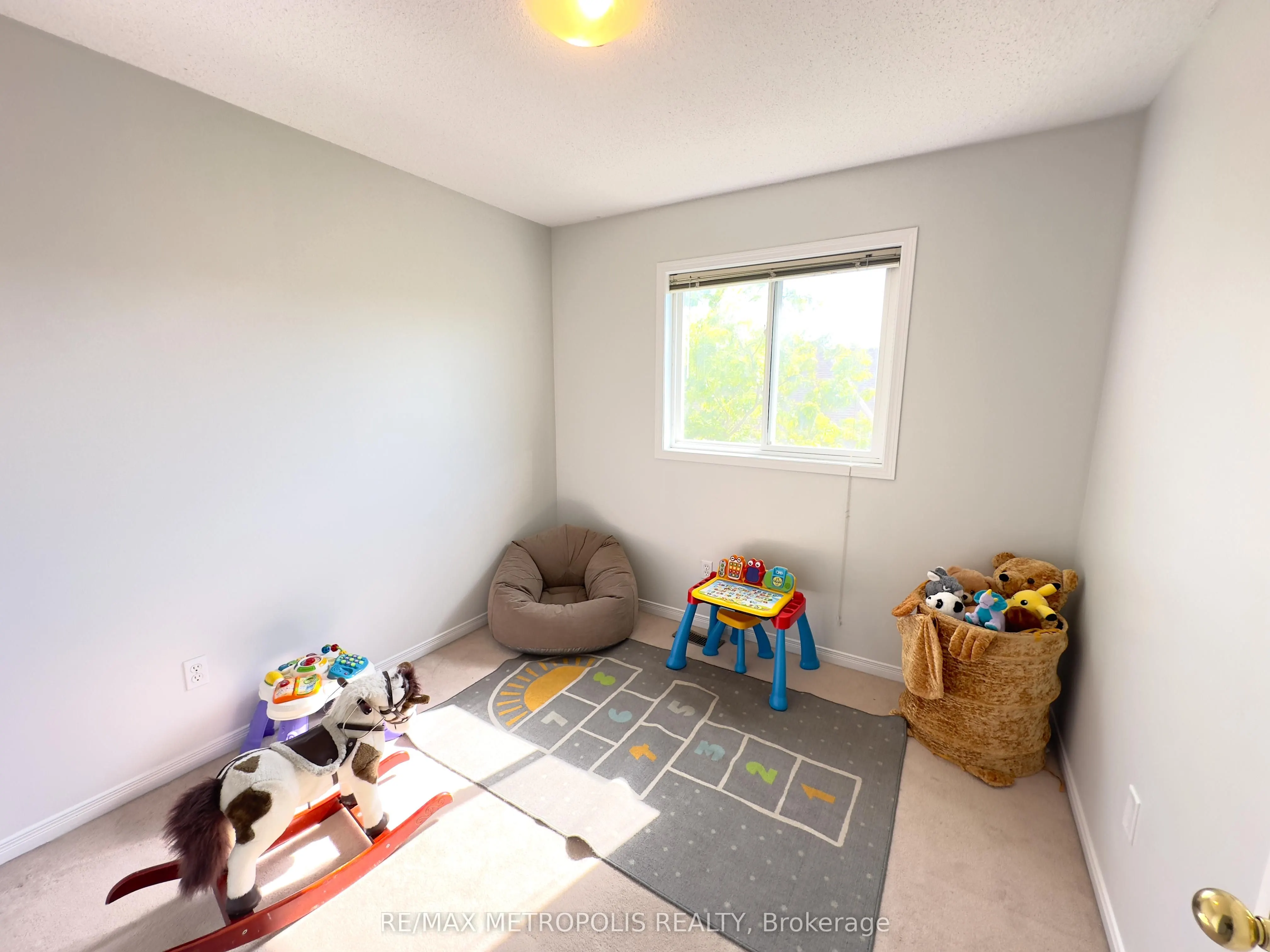 1087 Ormond Drive, #48