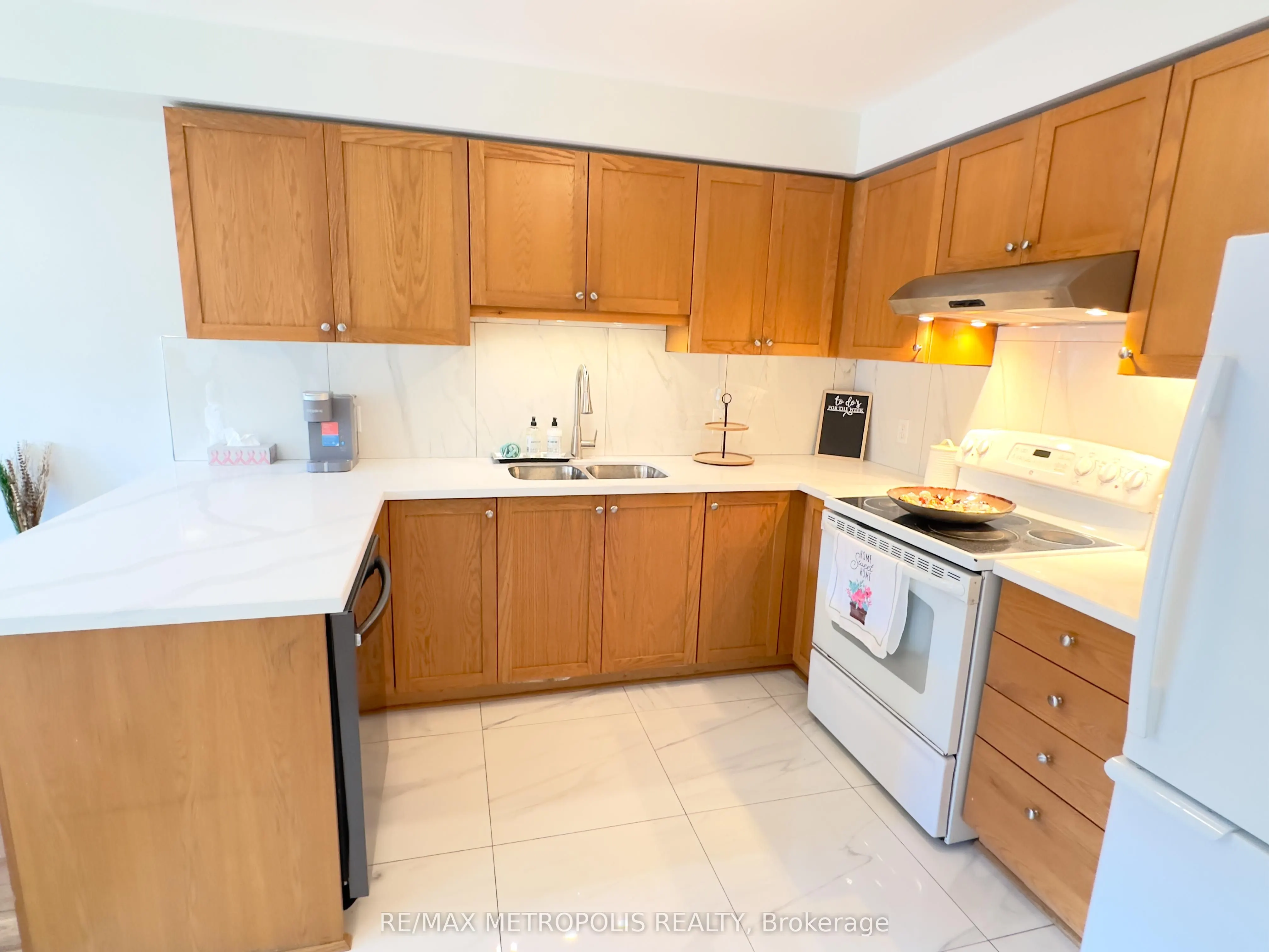 1087 Ormond Drive, #48