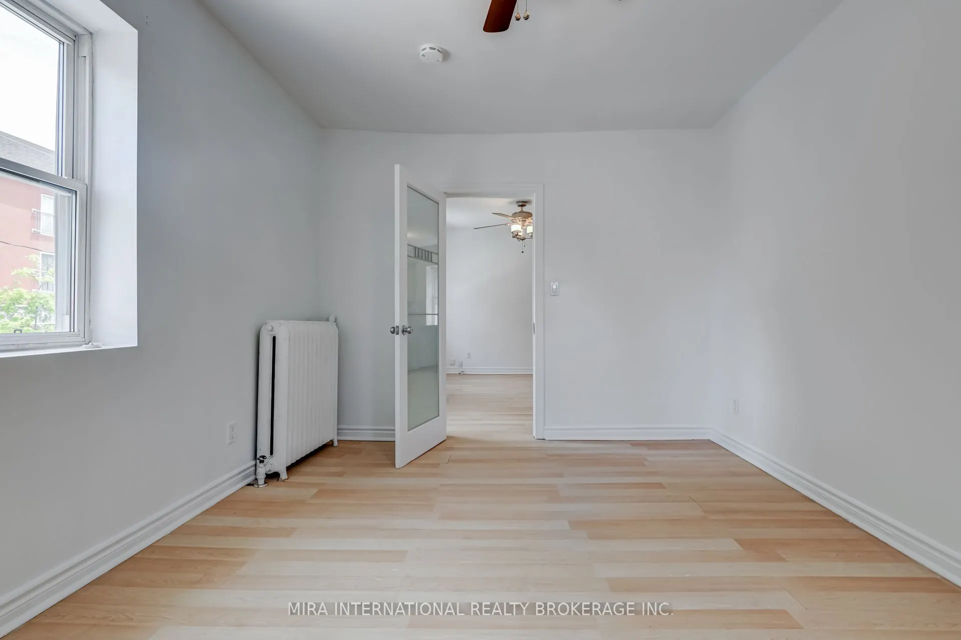 98 Leuty Avenue, #B2