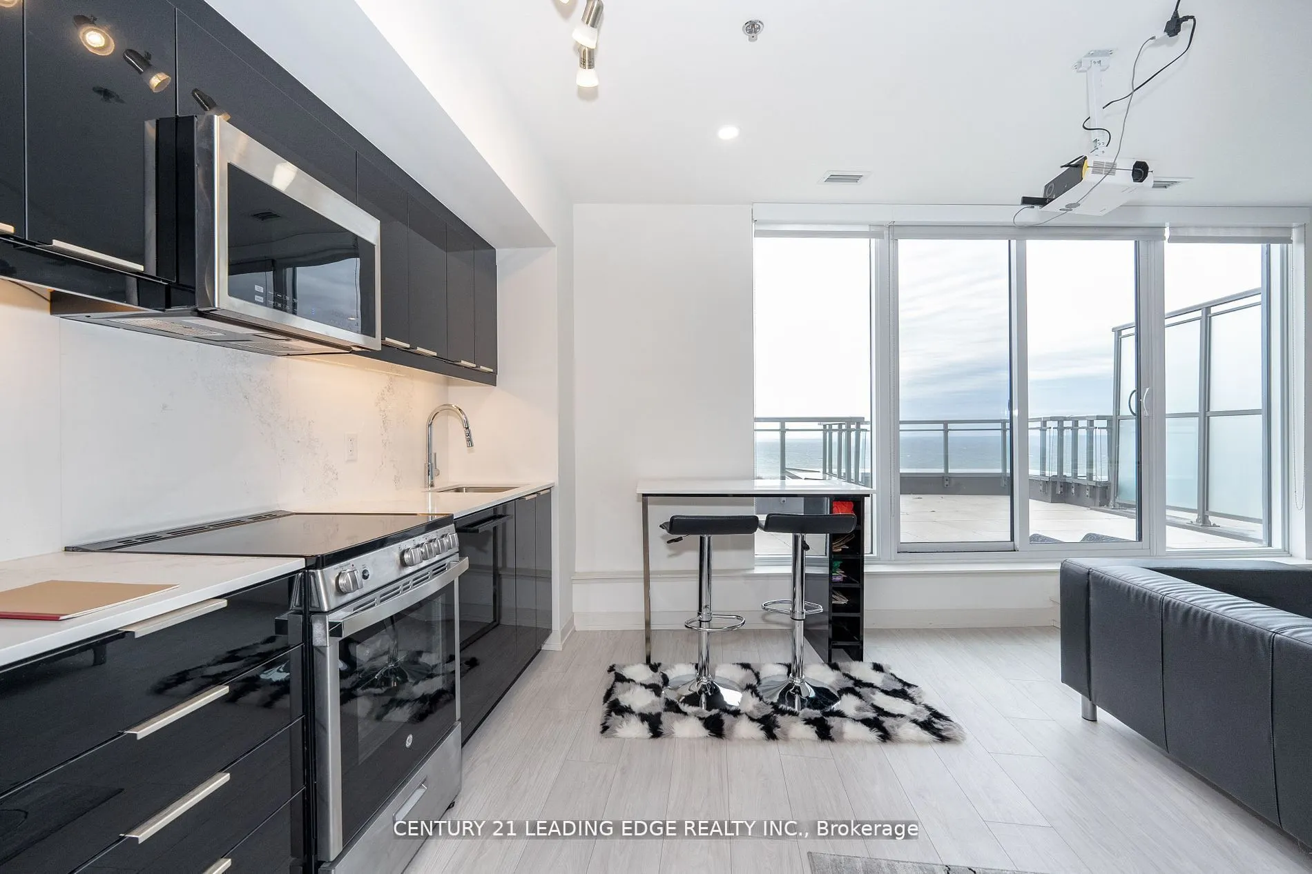 90 Glen Everest Road, #1003
