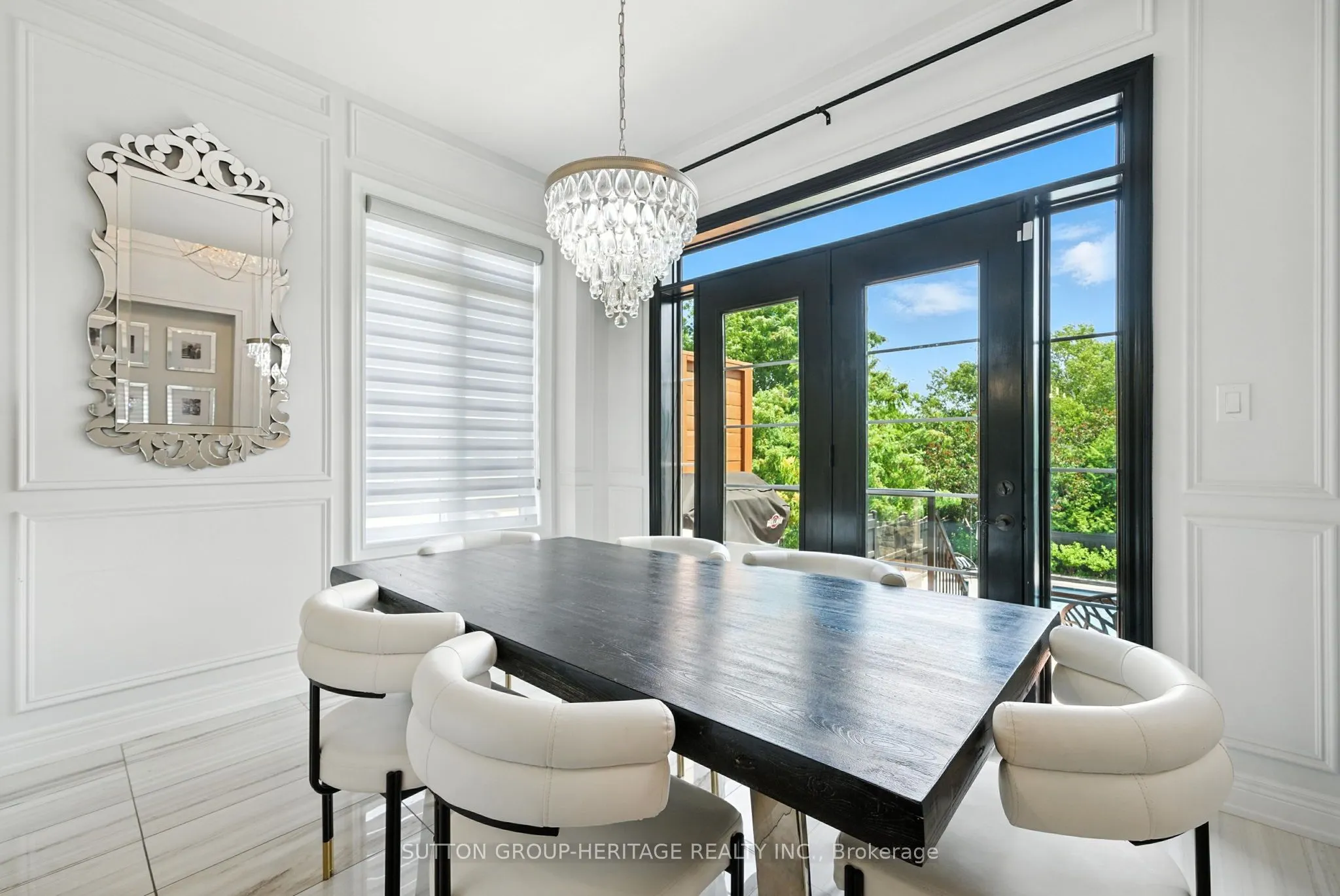 21 Greenlands Court