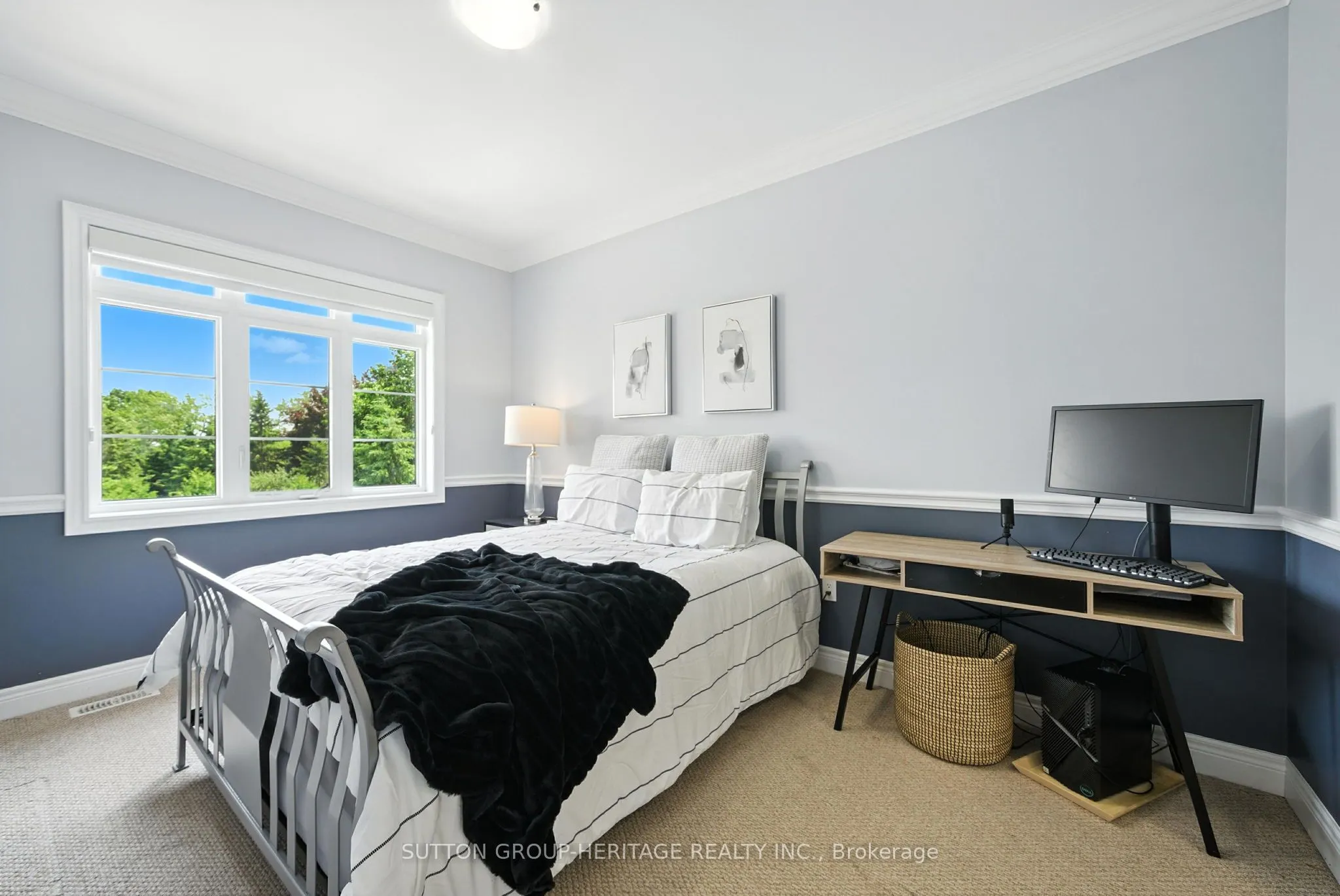 21 Greenlands Court