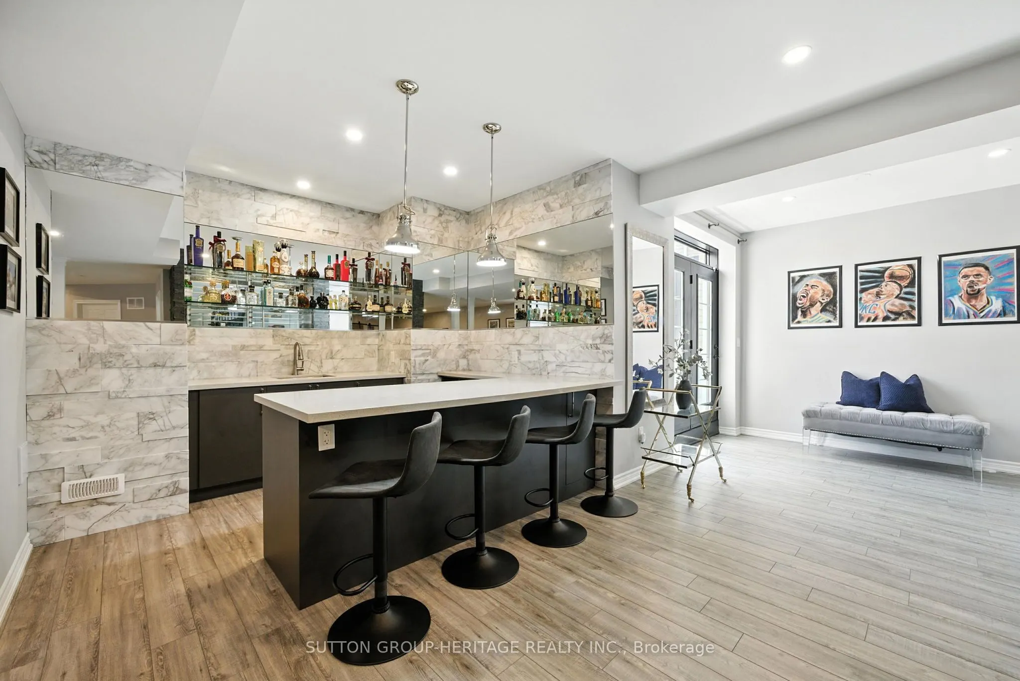 21 Greenlands Court