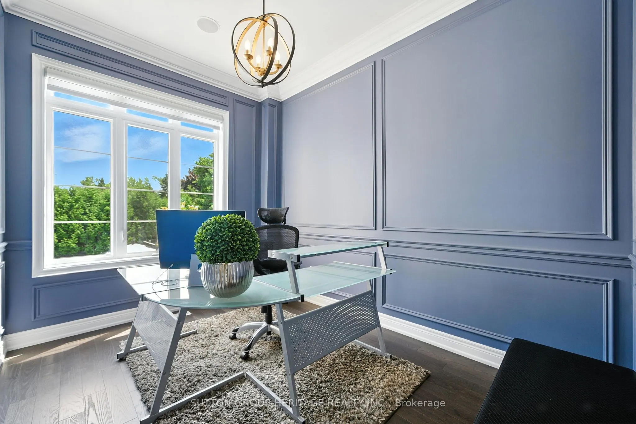 21 Greenlands Court