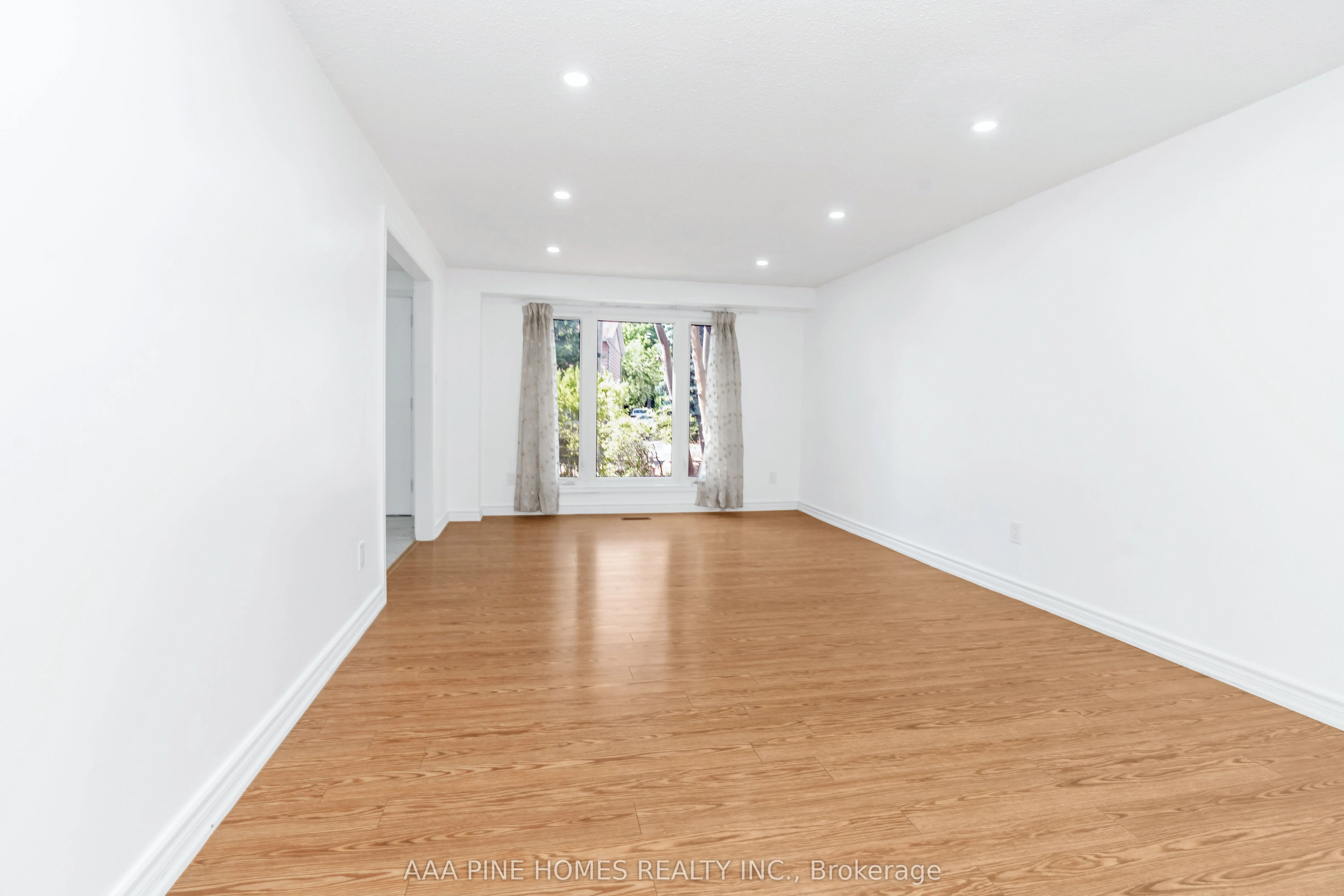 59 Burkwood Crescent