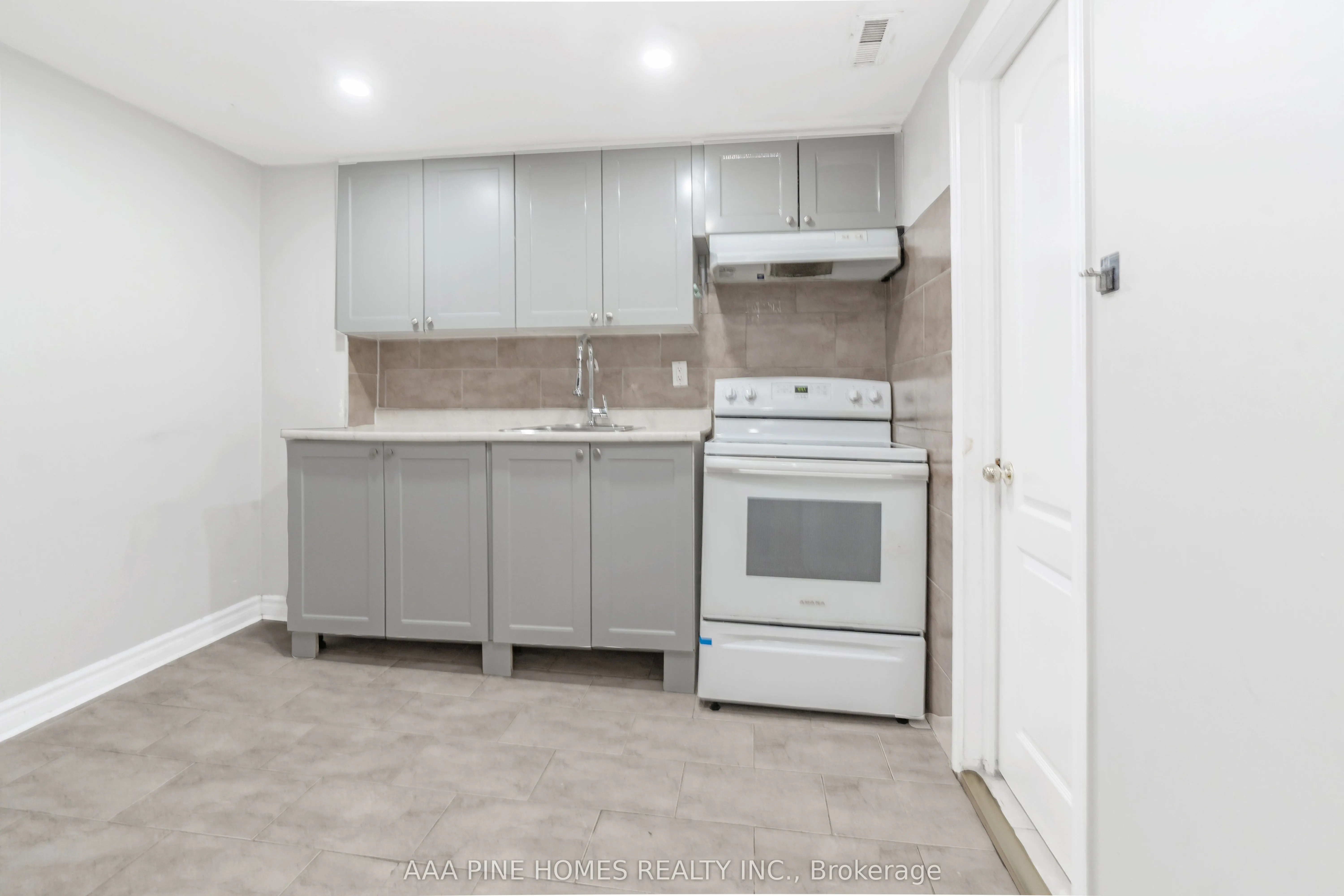 59 Burkwood Crescent