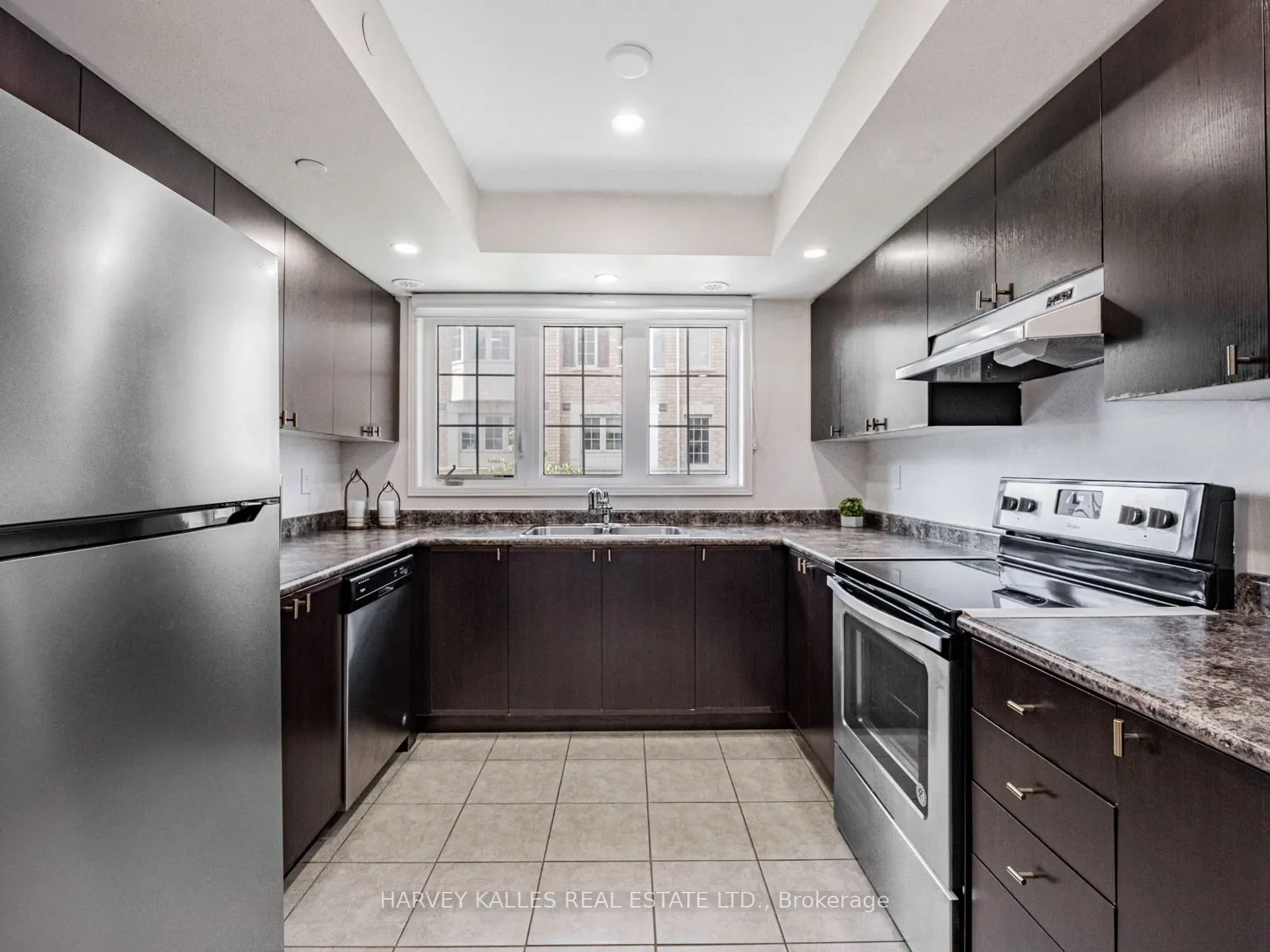 38 Glenstal Path, #271