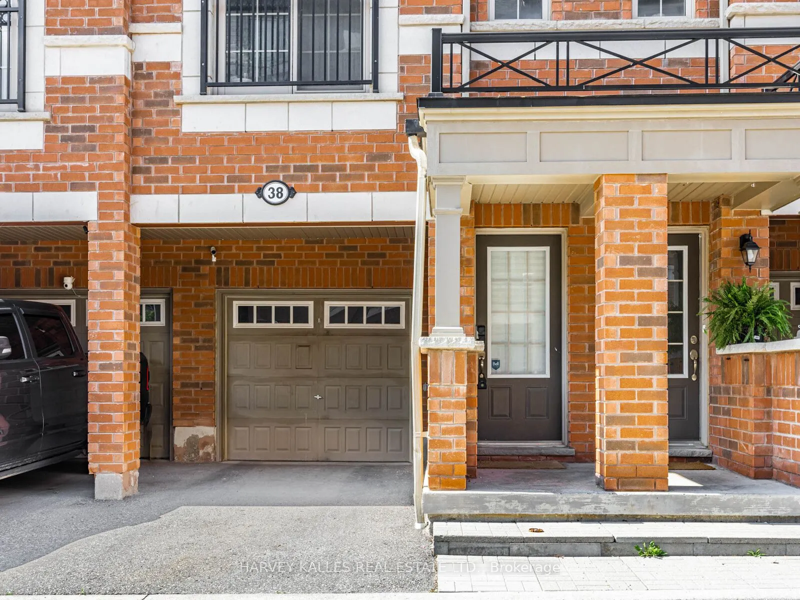 38 Glenstal Path, #271