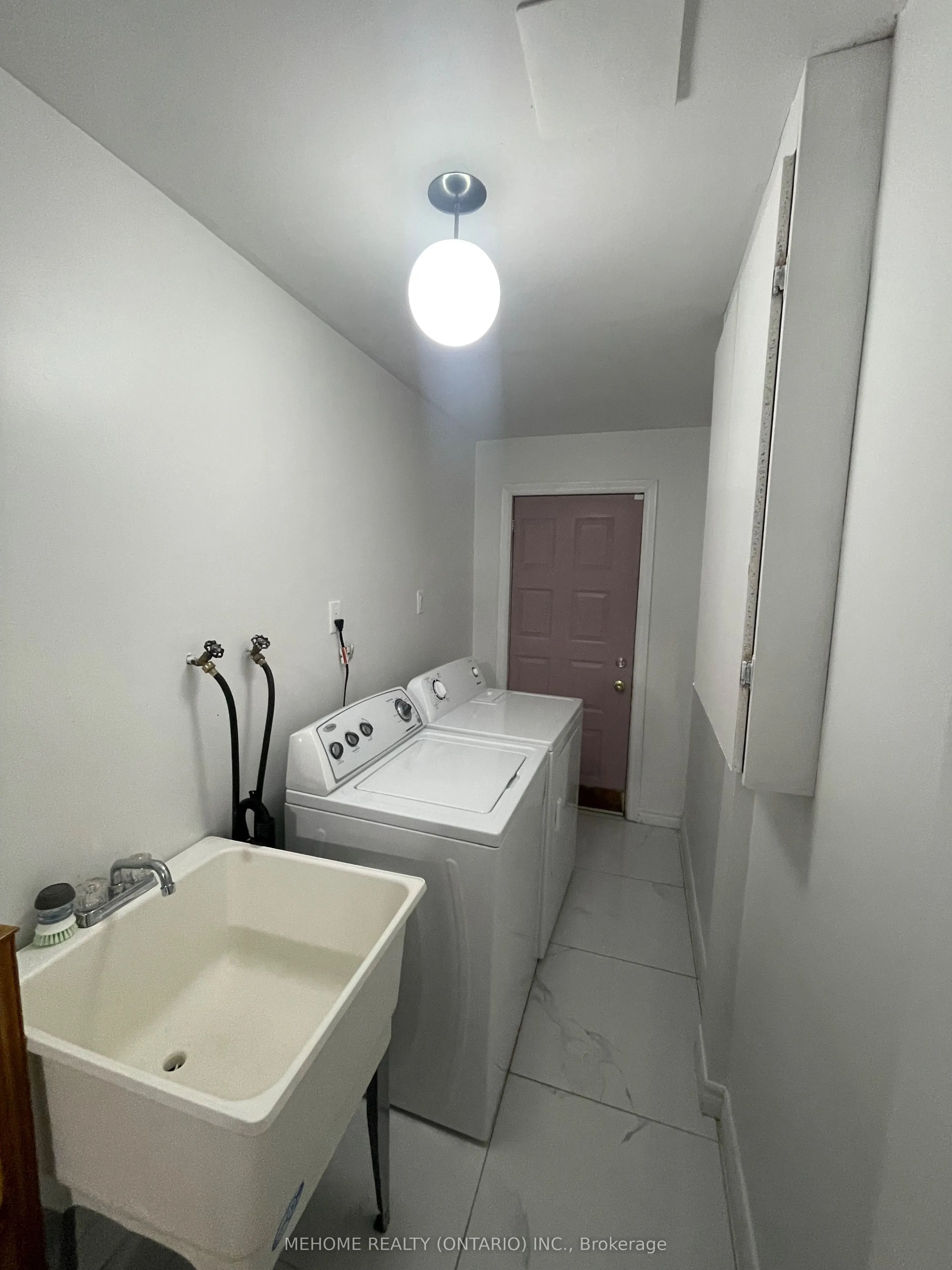 51 Laxford Avenue, #Ground
