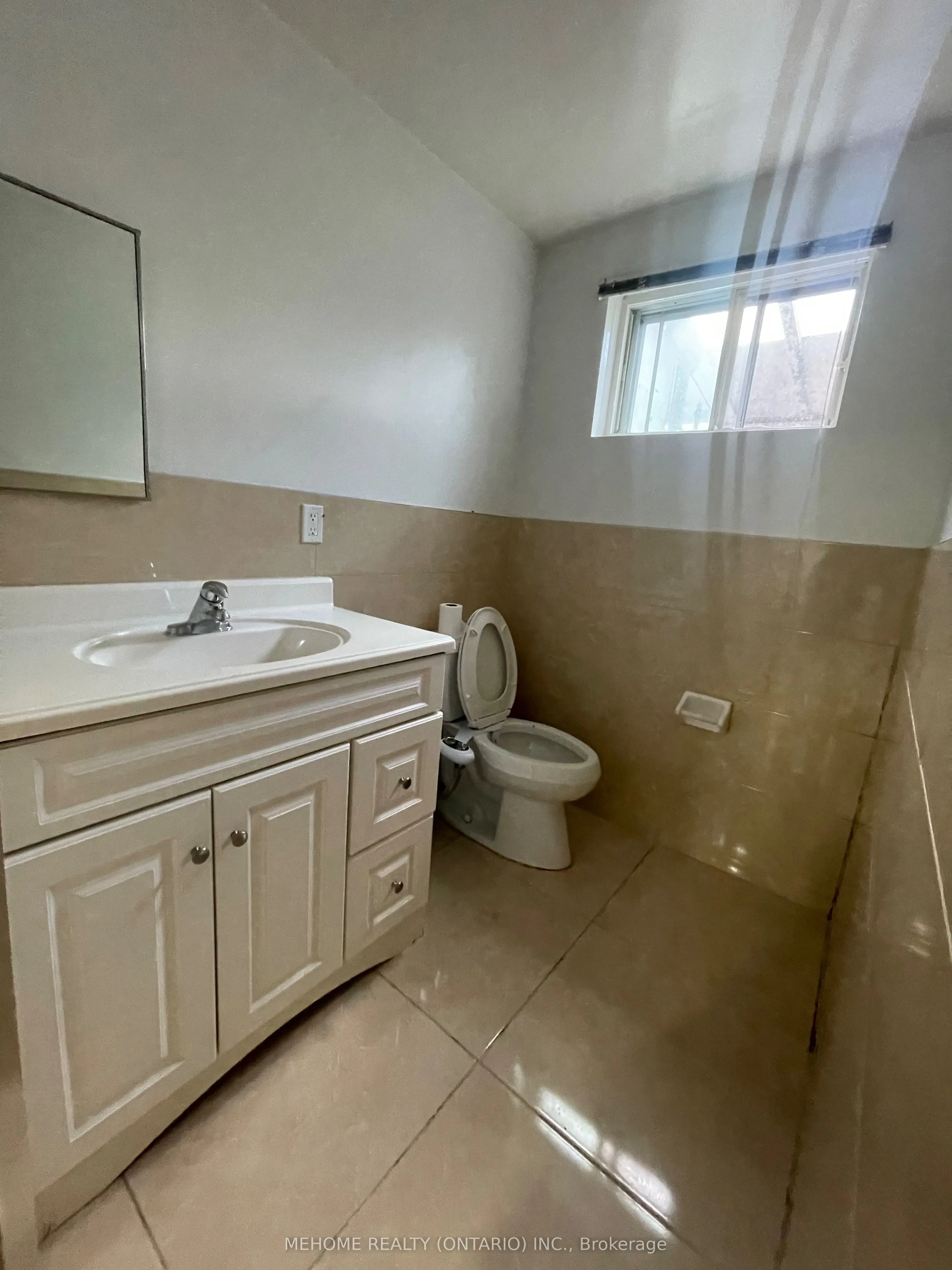 51 Laxford Avenue, #Ground