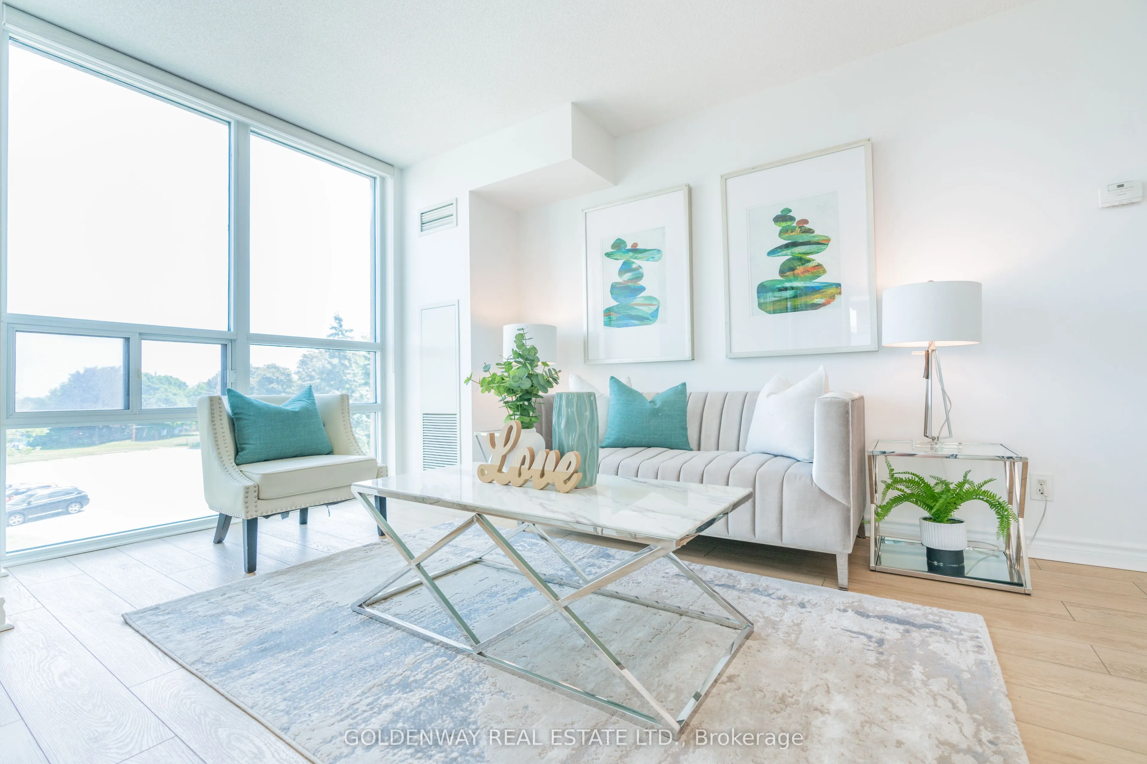 68 Grangeway Avenue, #305
