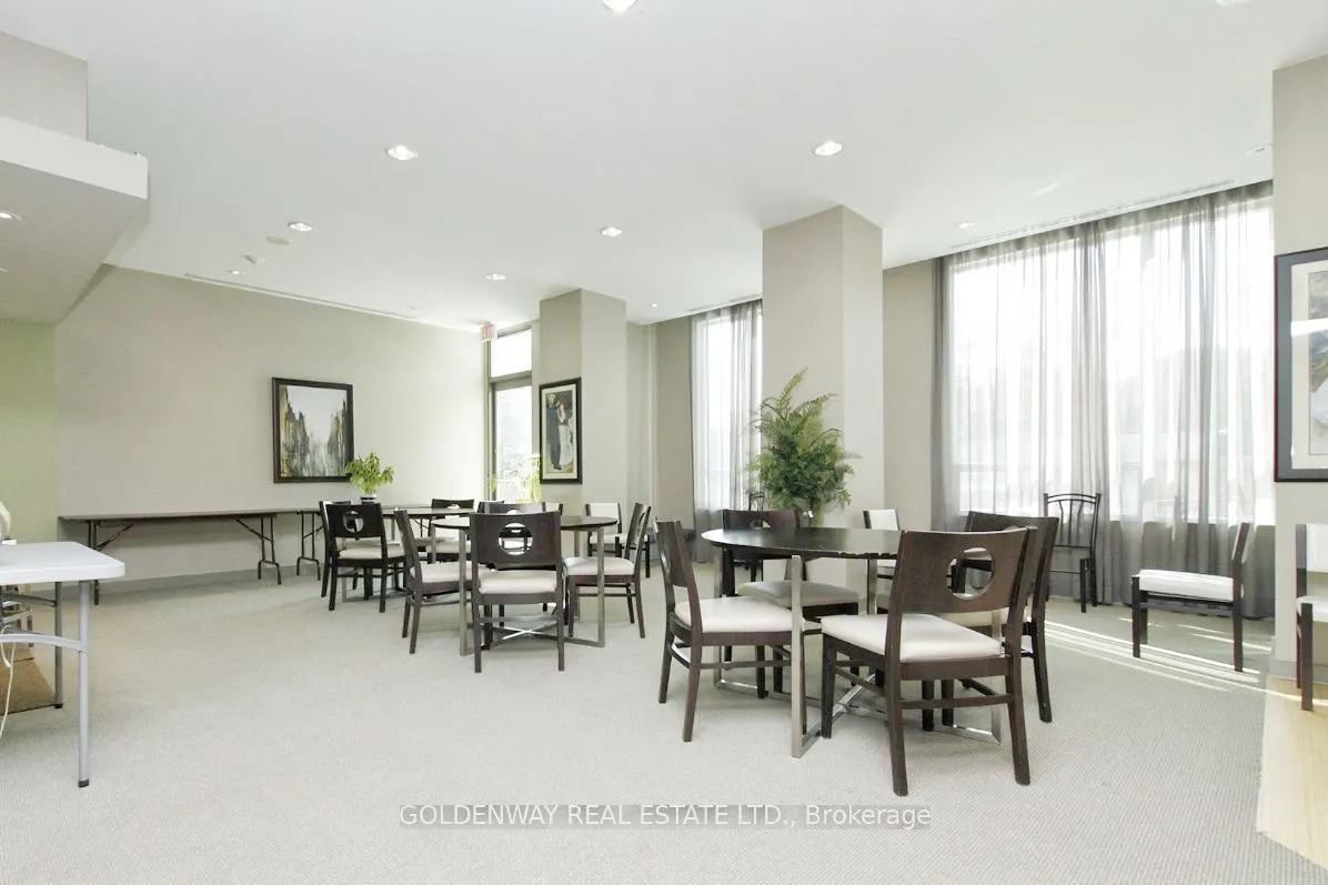 68 Grangeway Avenue, #305