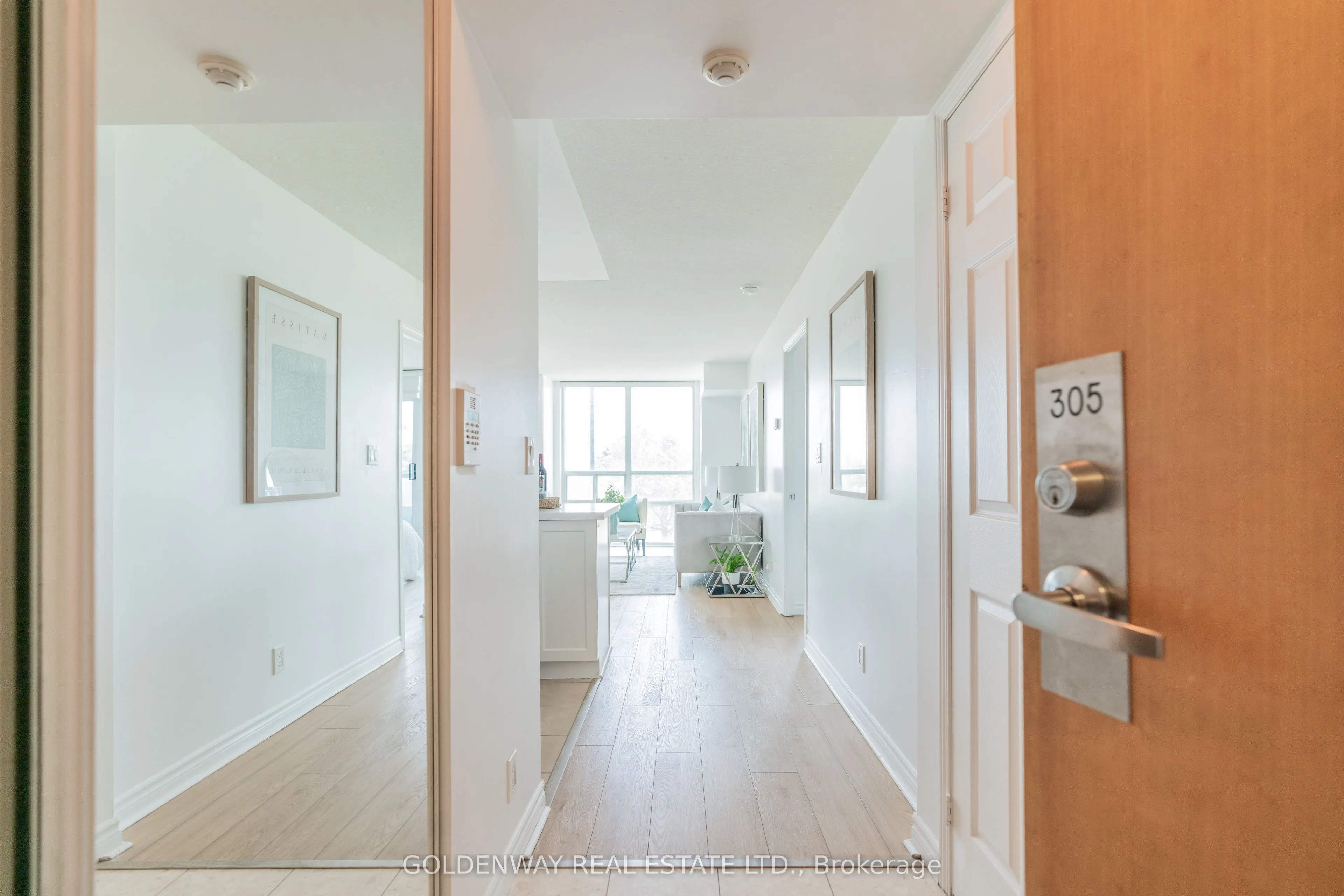 68 Grangeway Avenue, #305