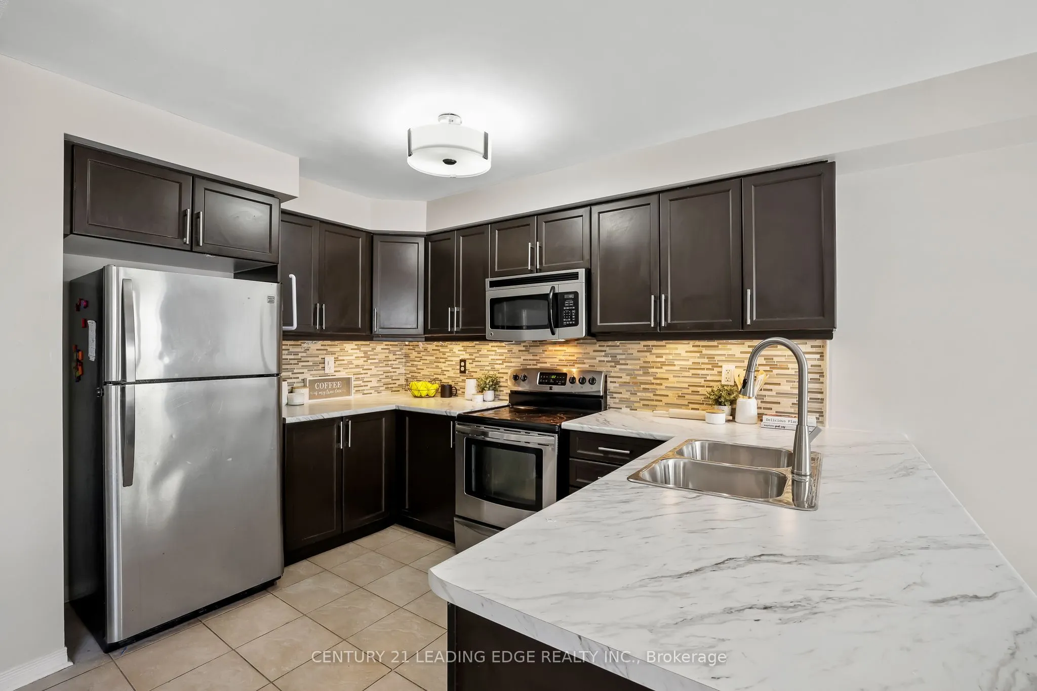 28 Harbourside Drive