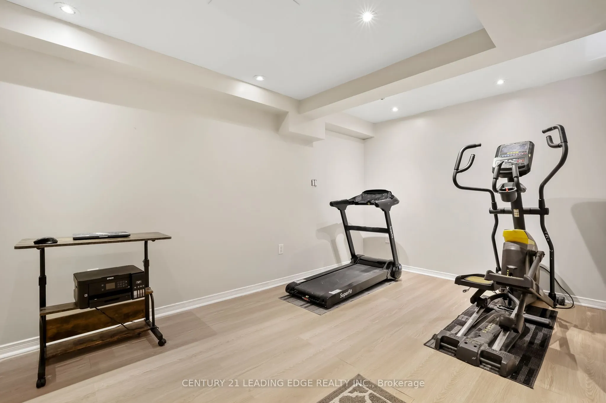 28 Harbourside Drive