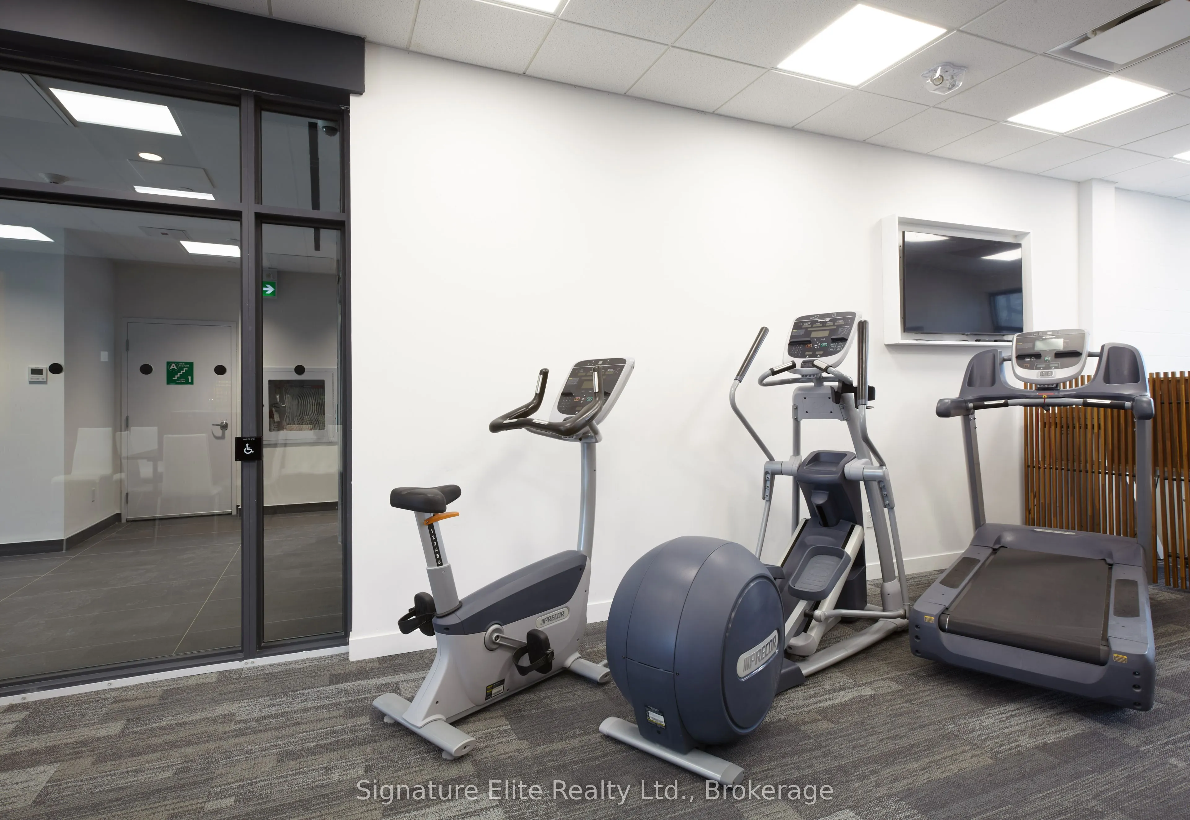 2382 Kingston Road, #404