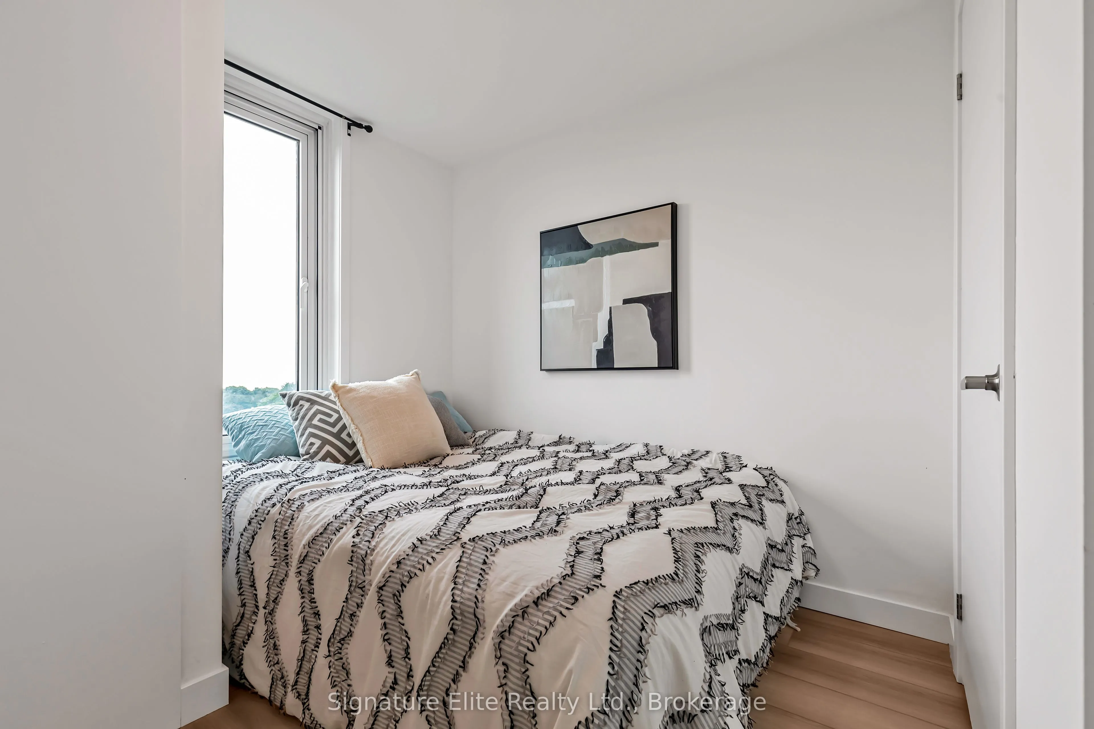 2382 Kingston Road, #602