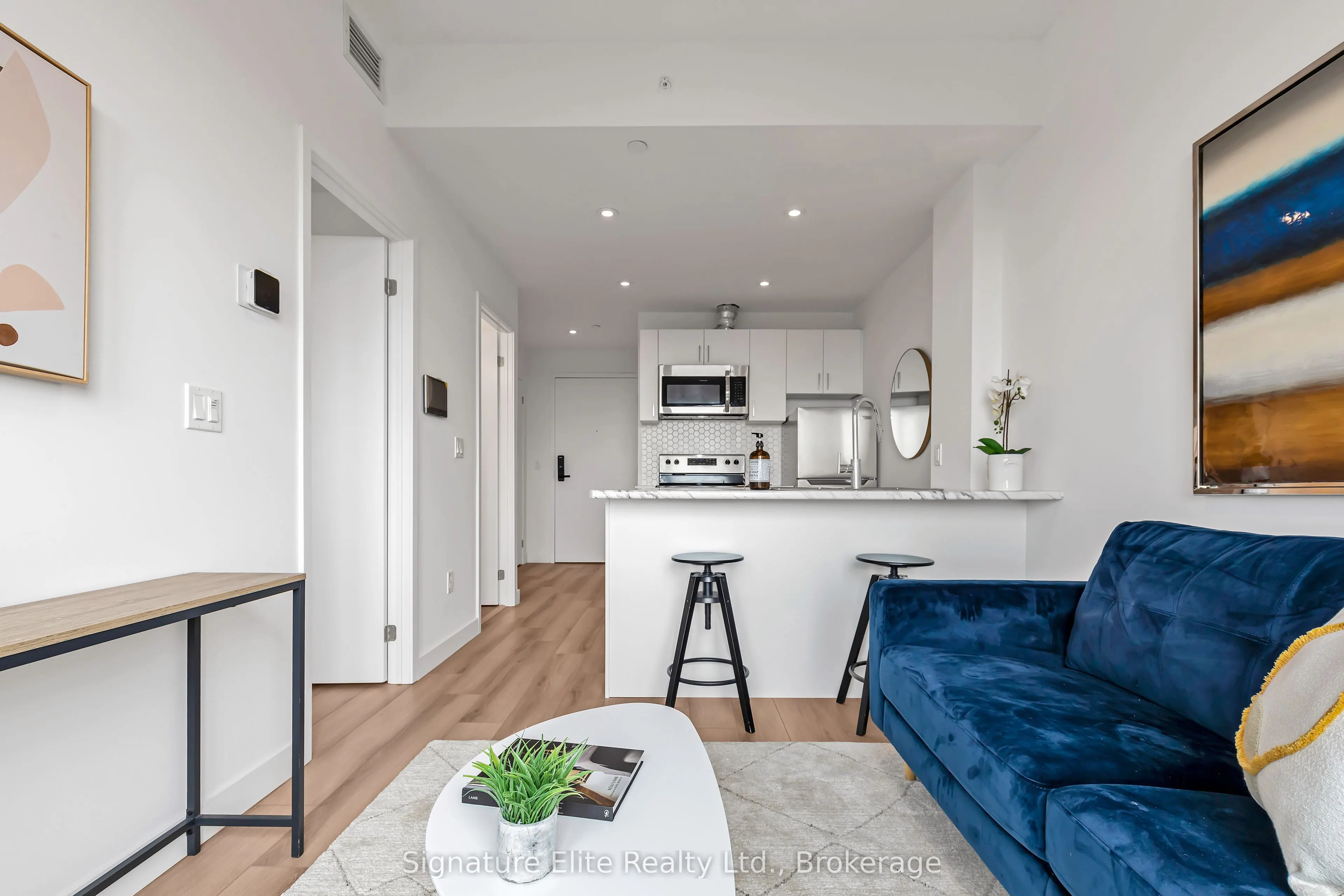 2382 Kingston Road, #602