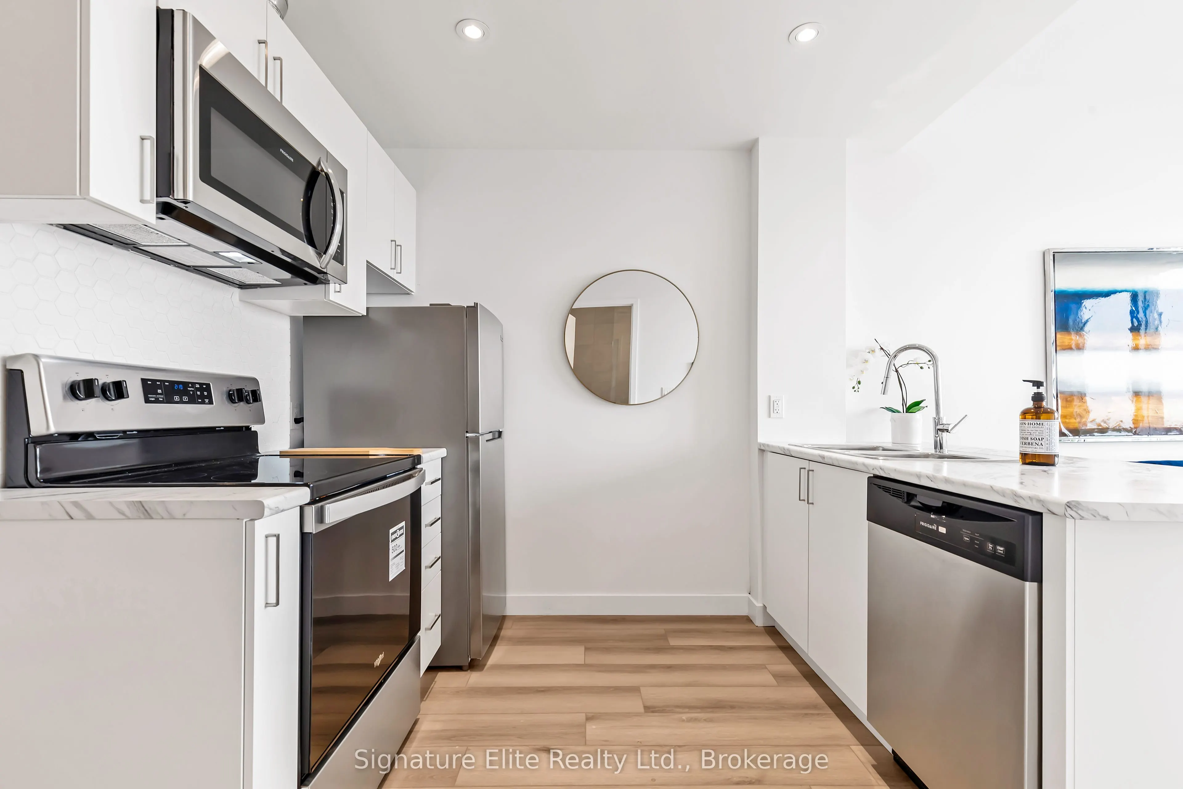 2382 Kingston Road, #602