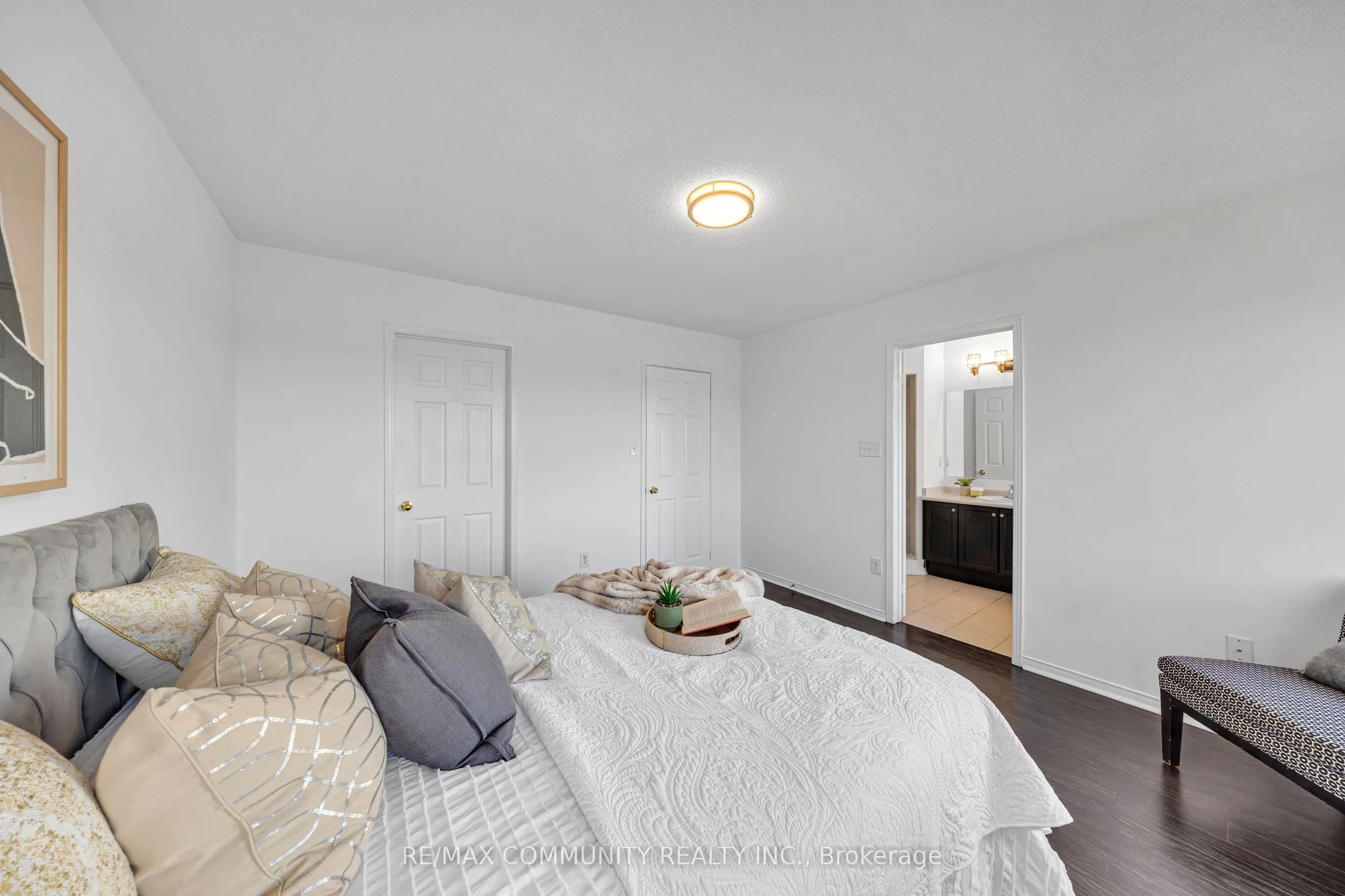 473 Rossland Road E