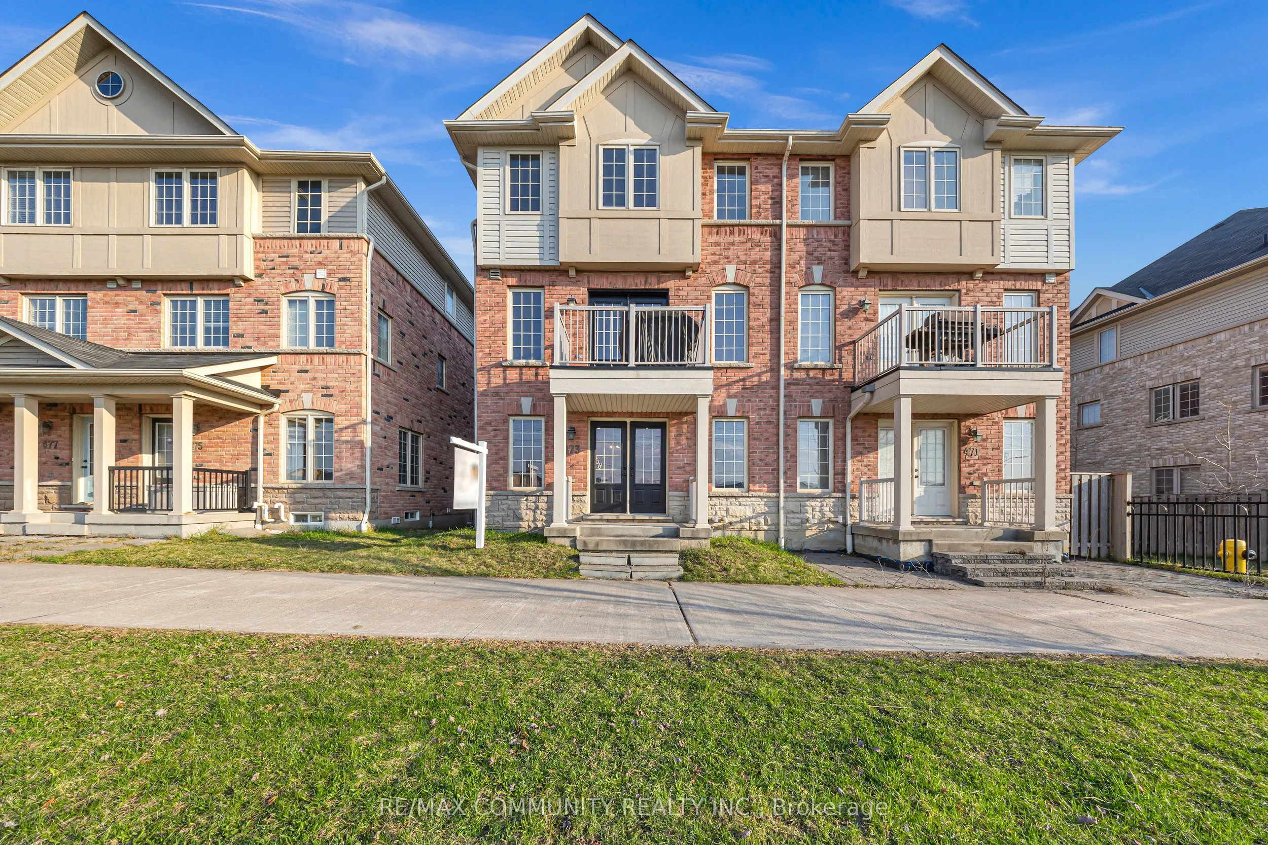 473 Rossland Road E