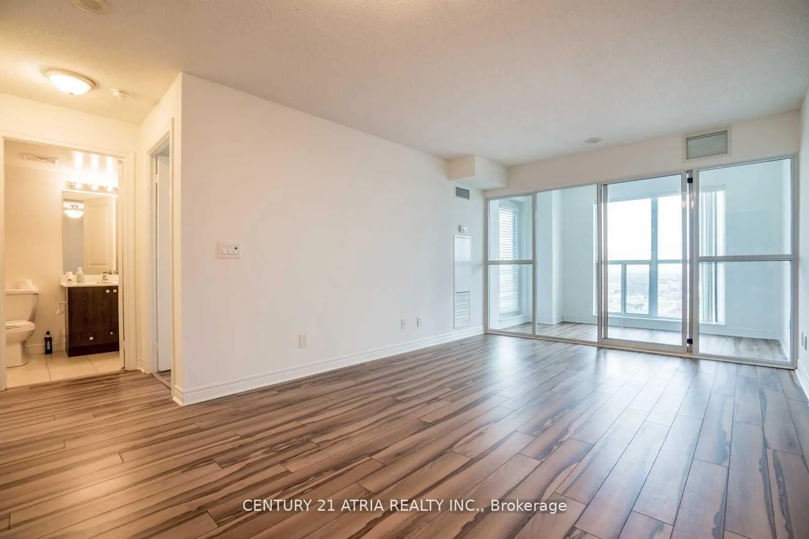 50 Town Centre Court, #3809