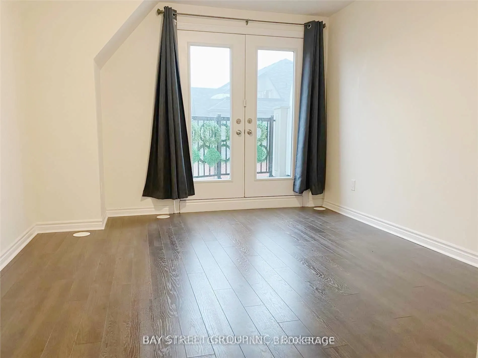11 Eaton Park Lane, #23