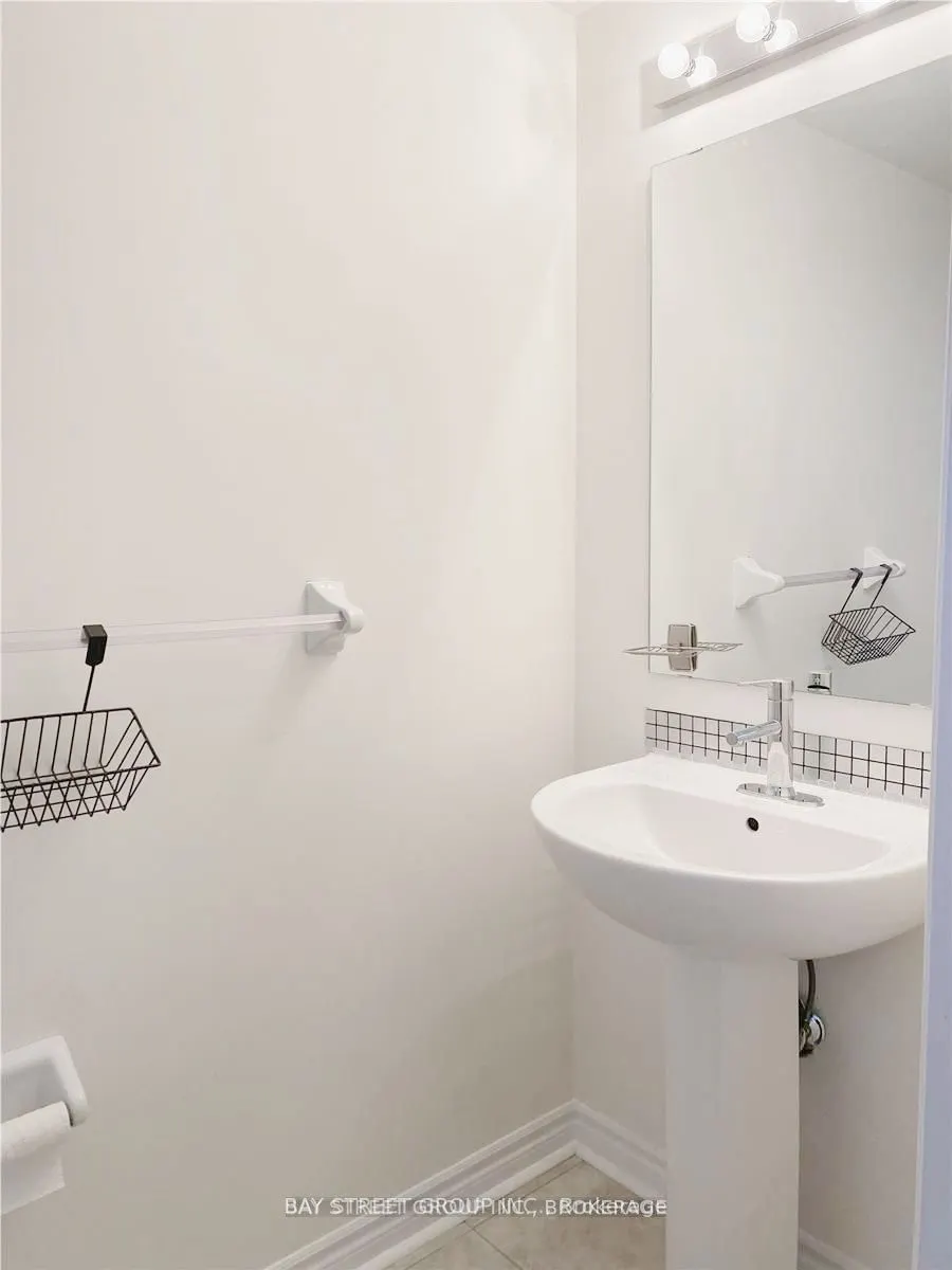 11 Eaton Park Lane, #23