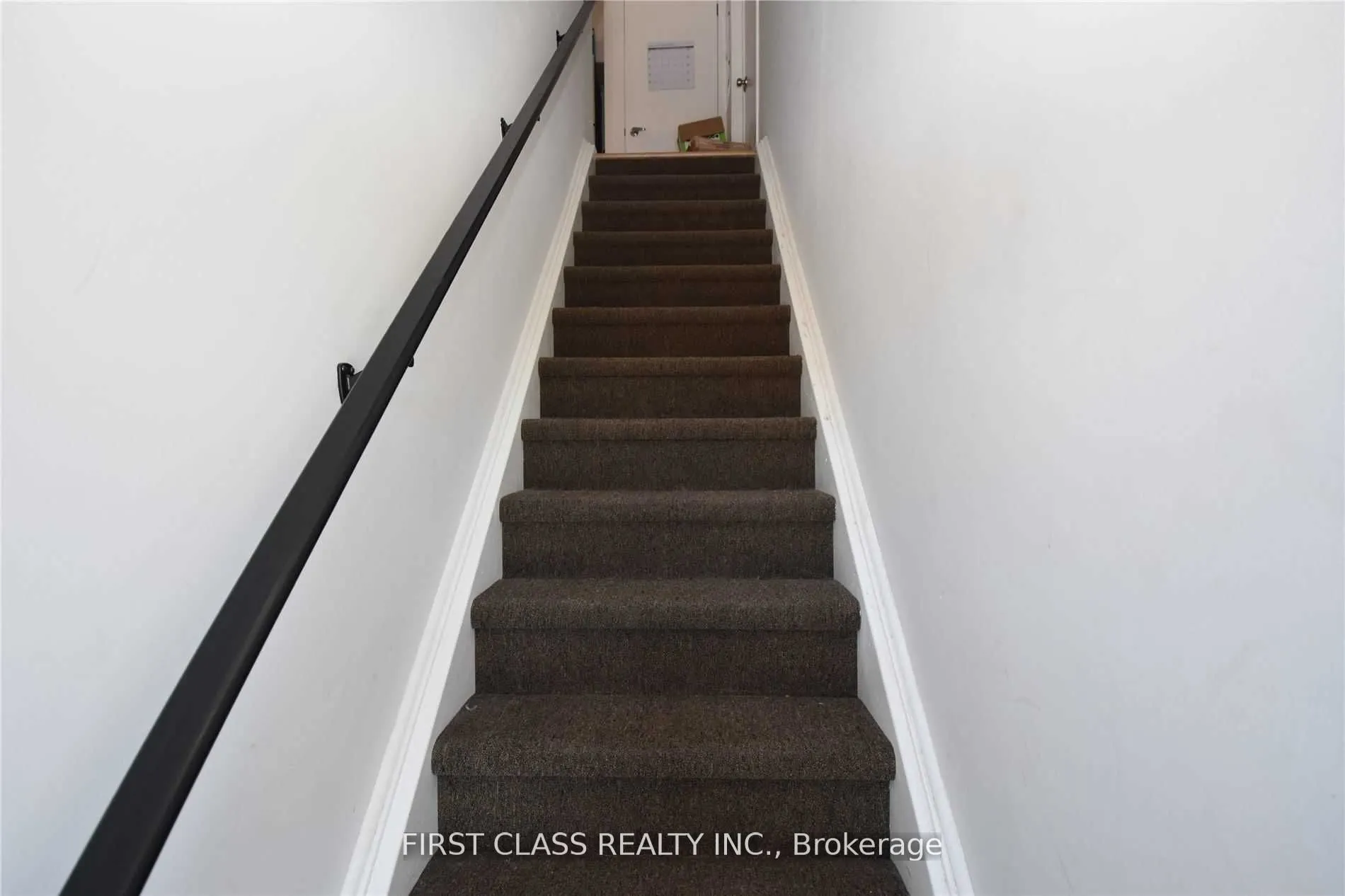 1760 Simcoe Street N, #88-2