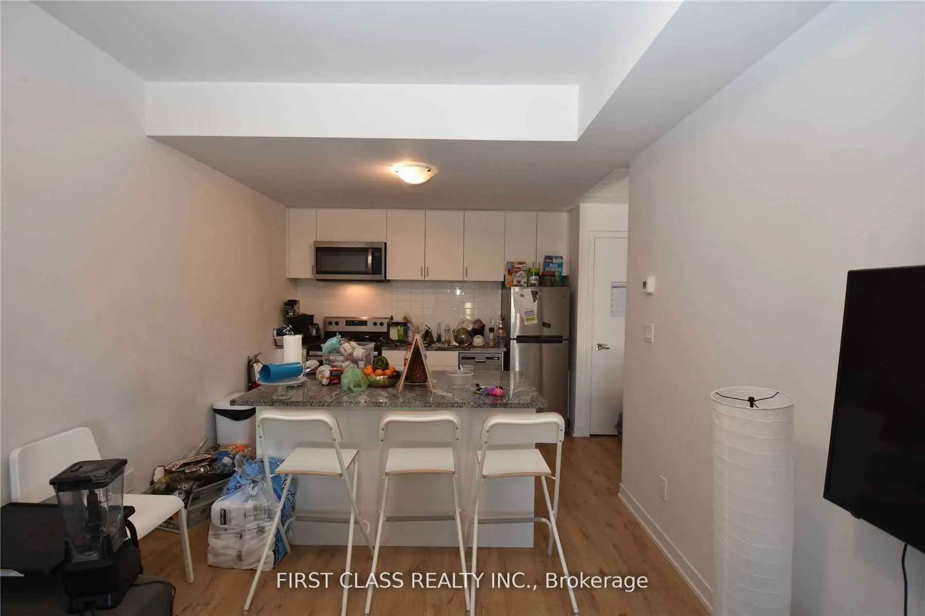 1760 Simcoe Street N, #88-2