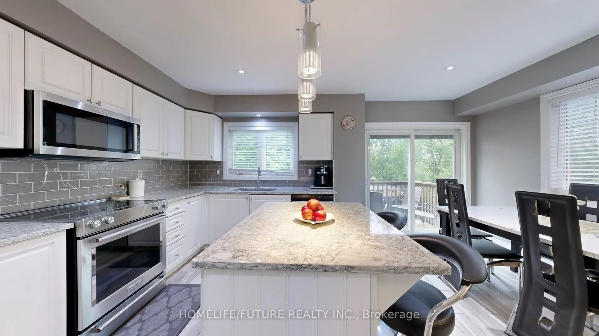 571 Longworth Avenue, #27