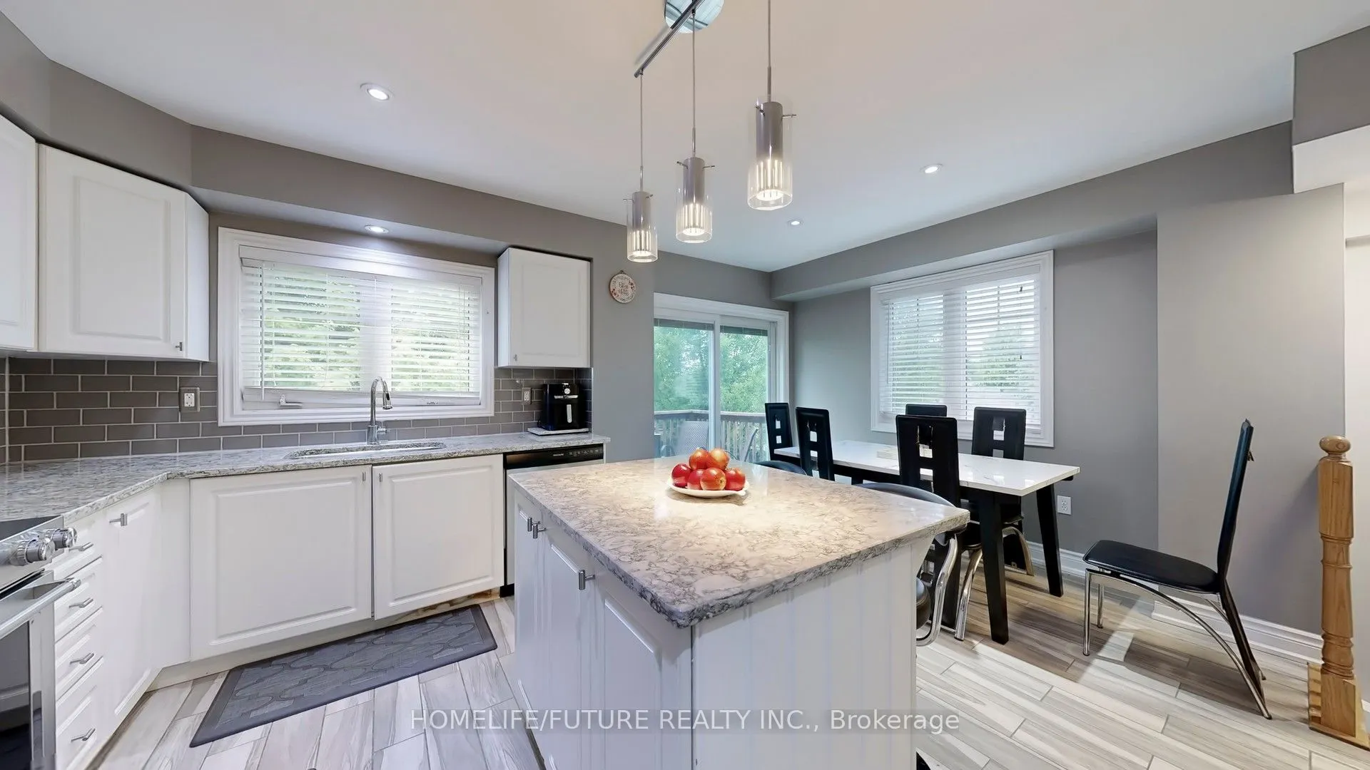 571 Longworth Avenue, #27