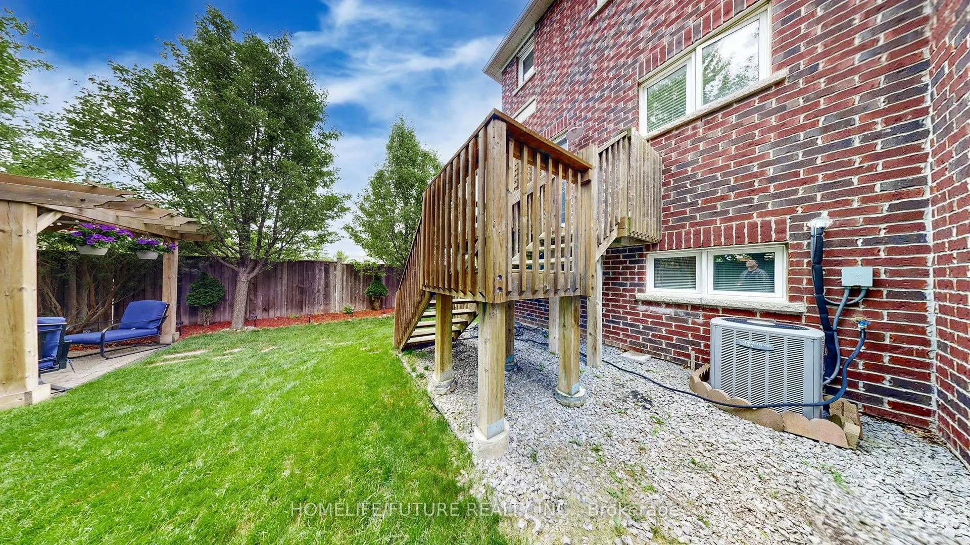 571 Longworth Avenue, #27