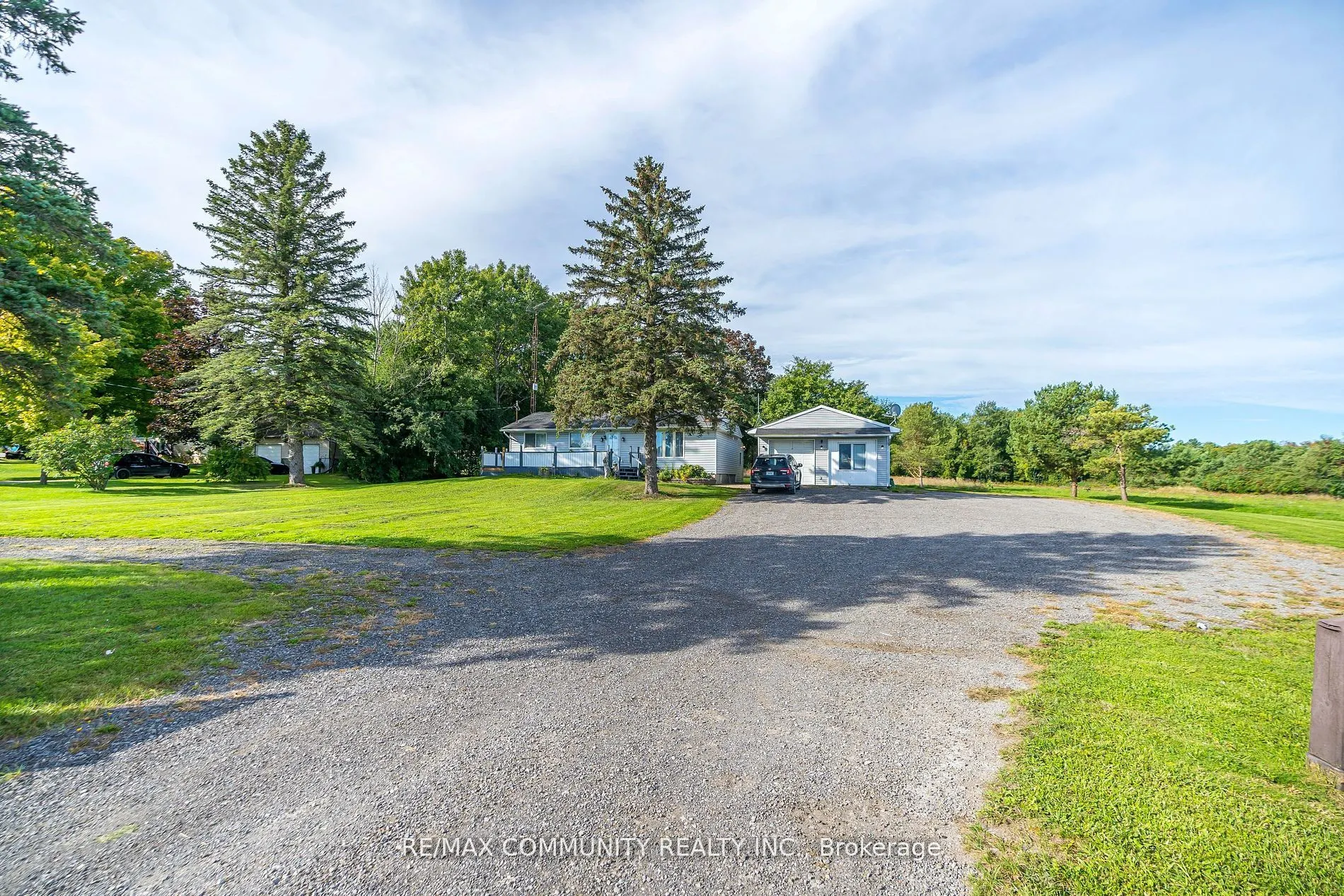 11490 Simcoe Street
