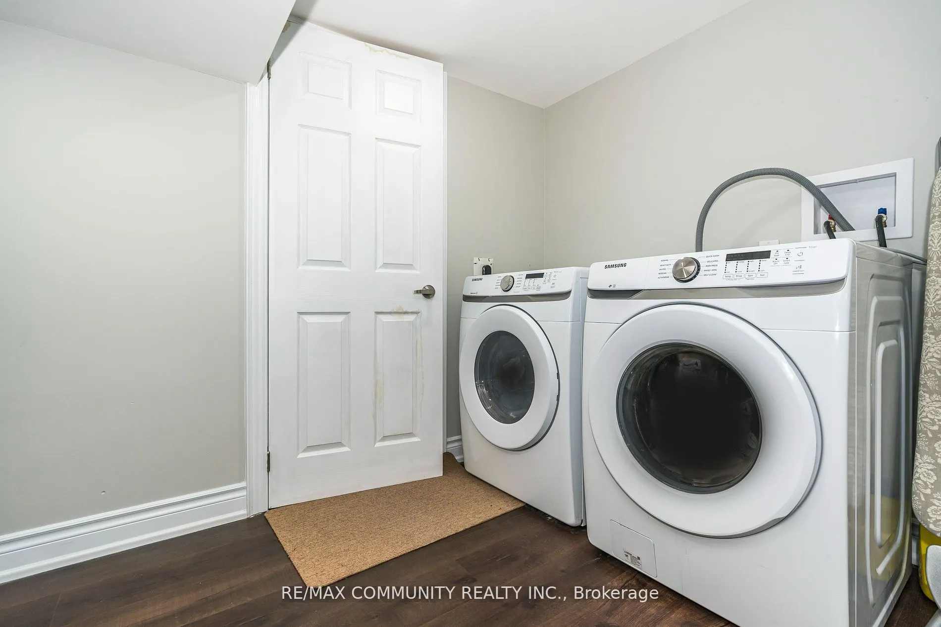 11490 Simcoe Street