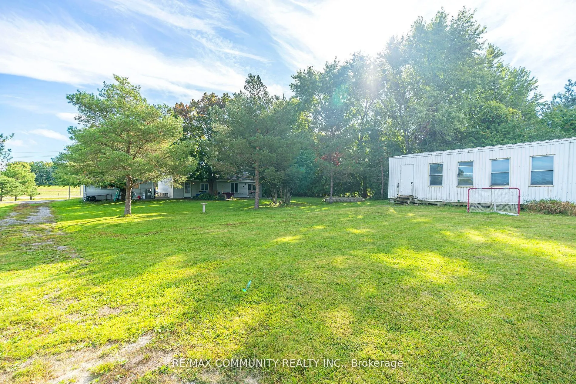 11490 Simcoe Street