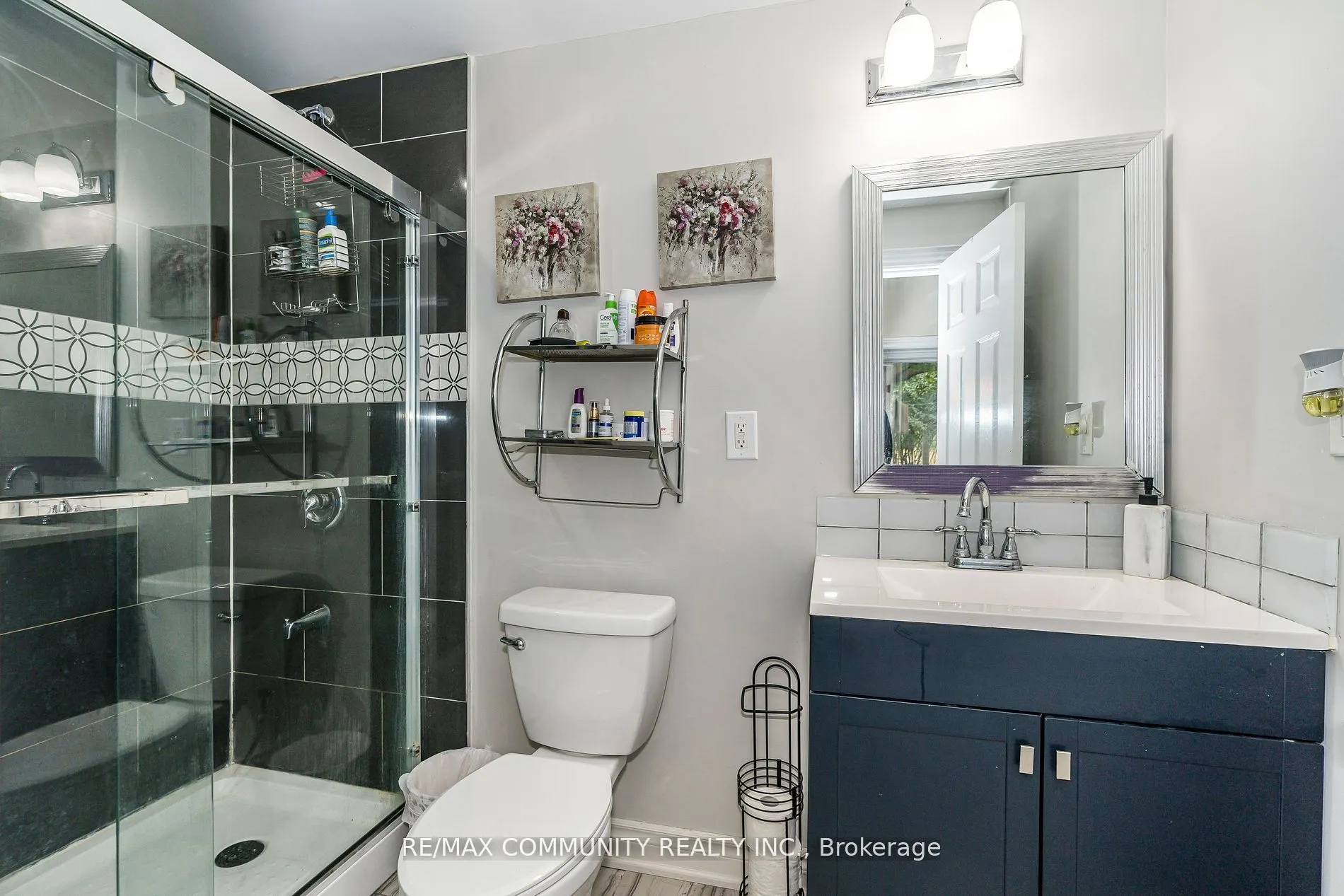 11490 Simcoe Street