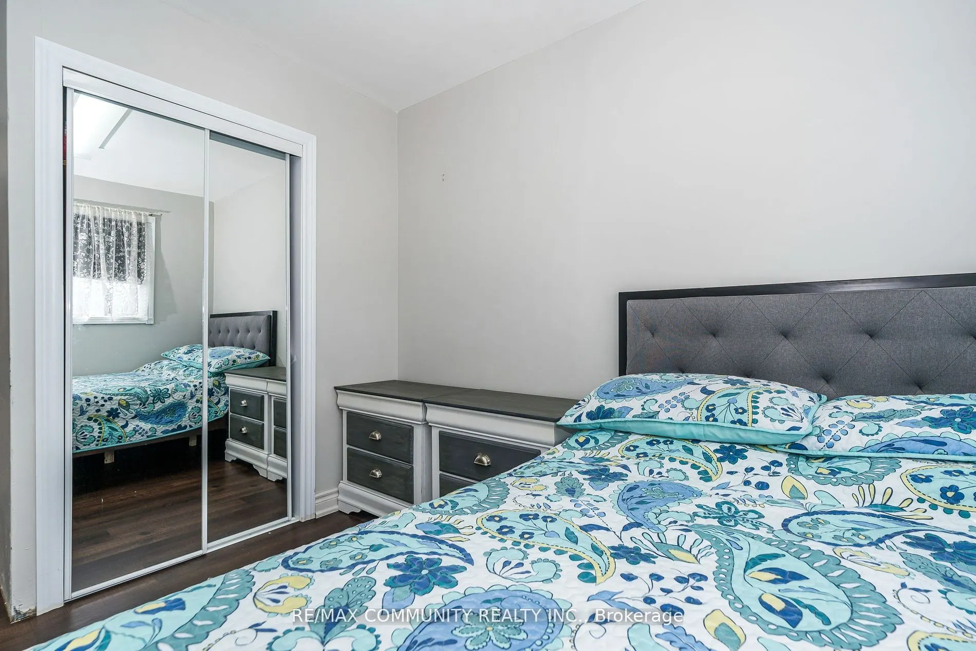11490 Simcoe Street