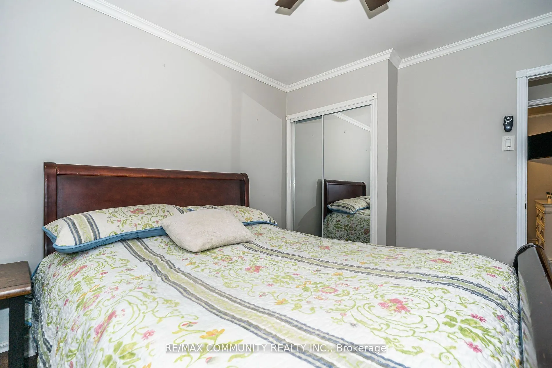 11490 Simcoe Street